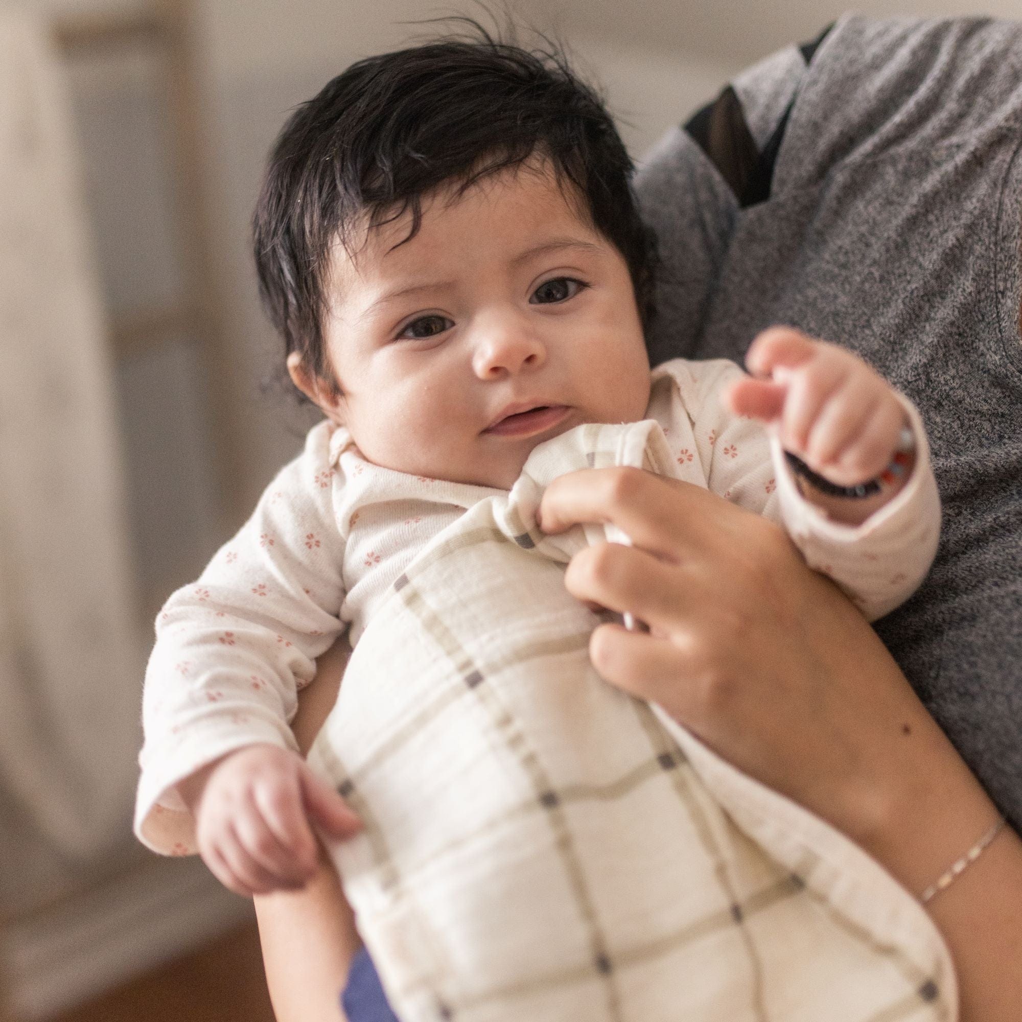 Organic Cotton 3-Piece Poppy Burp Cloth Set - Soft & Absorbent Baby Essentials for Feeding, Spit-Up & Mess-Free Outings