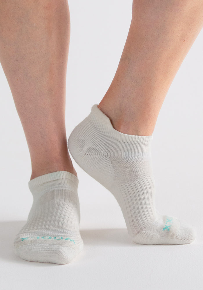 Rowan No Show Tab Lightweight Socks - Breathable Invisible Liner Socks for Women & Men - Perfect for Running, Sneakers & Casual Wear - Saltwater Taffy Color