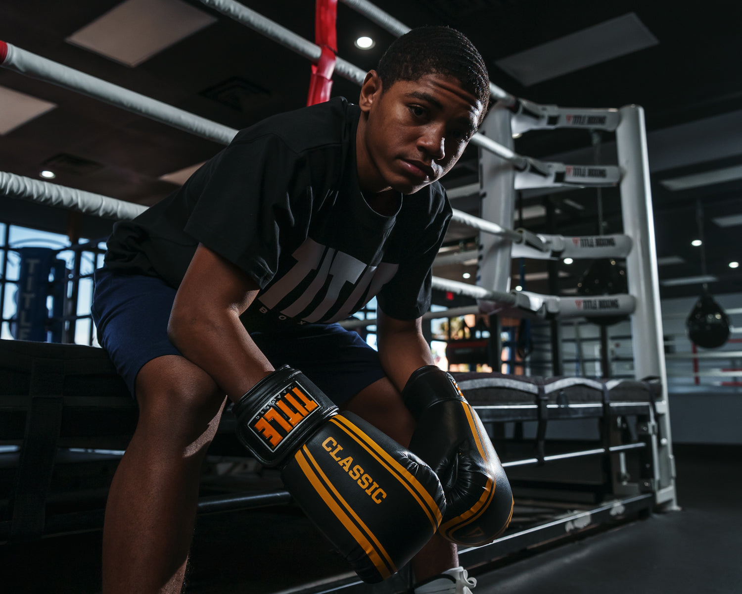 Premium Classic Speed Boxing Gloves for Training & Competition - Professional Leather Punching Mitts for Men & Women - Ideal for Boxing, MMA, Kickboxing & Fitness Workouts