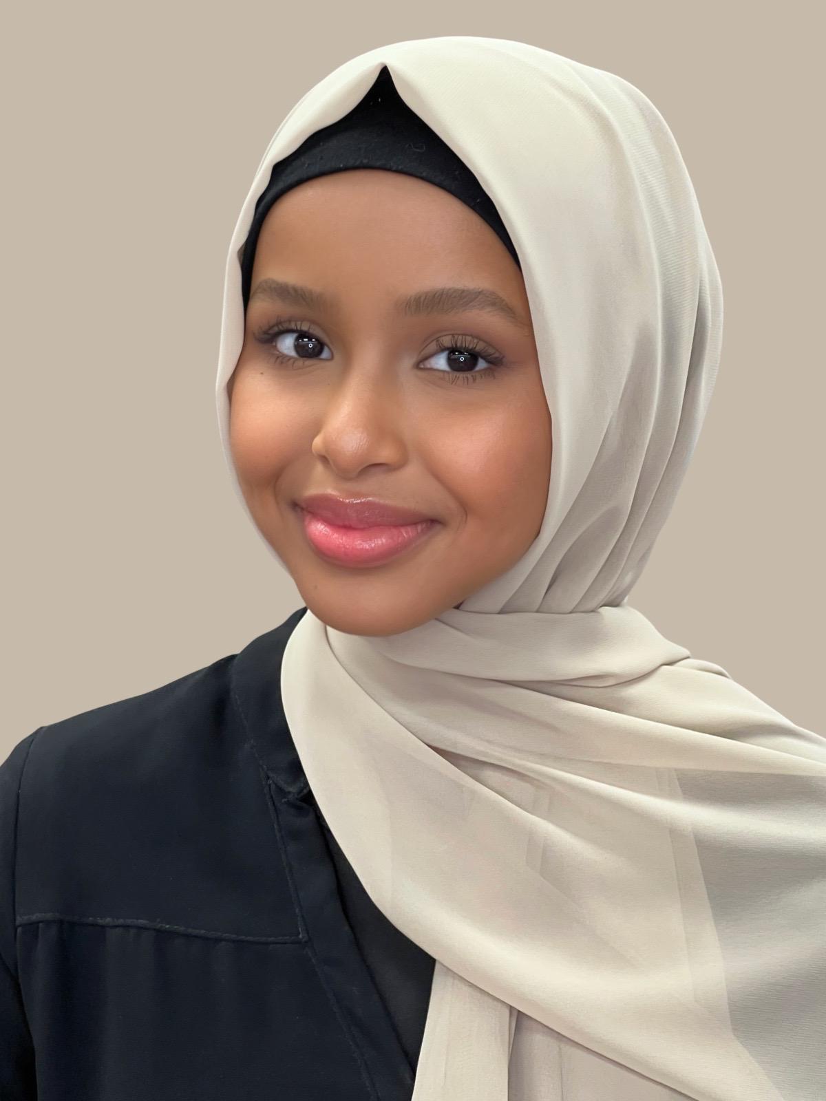 Luxury Vanilla Chiffon Hijab - Soft & Breathable Muslim Scarf for Women - Perfect for Daily Wear, Prayer & Special Occasions