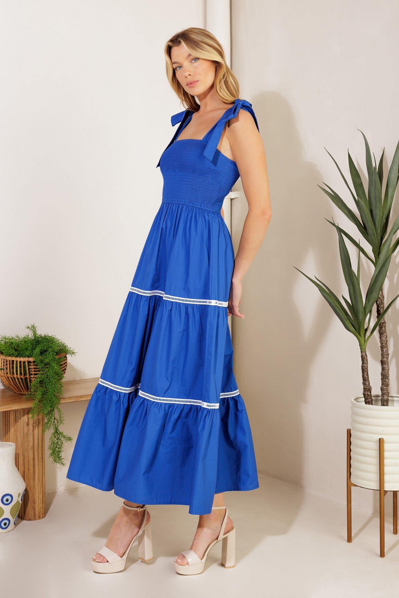Elegant Lace Trim Poplin Midi Dress for Women - Perfect for Summer, Weddings & Special Occasions
