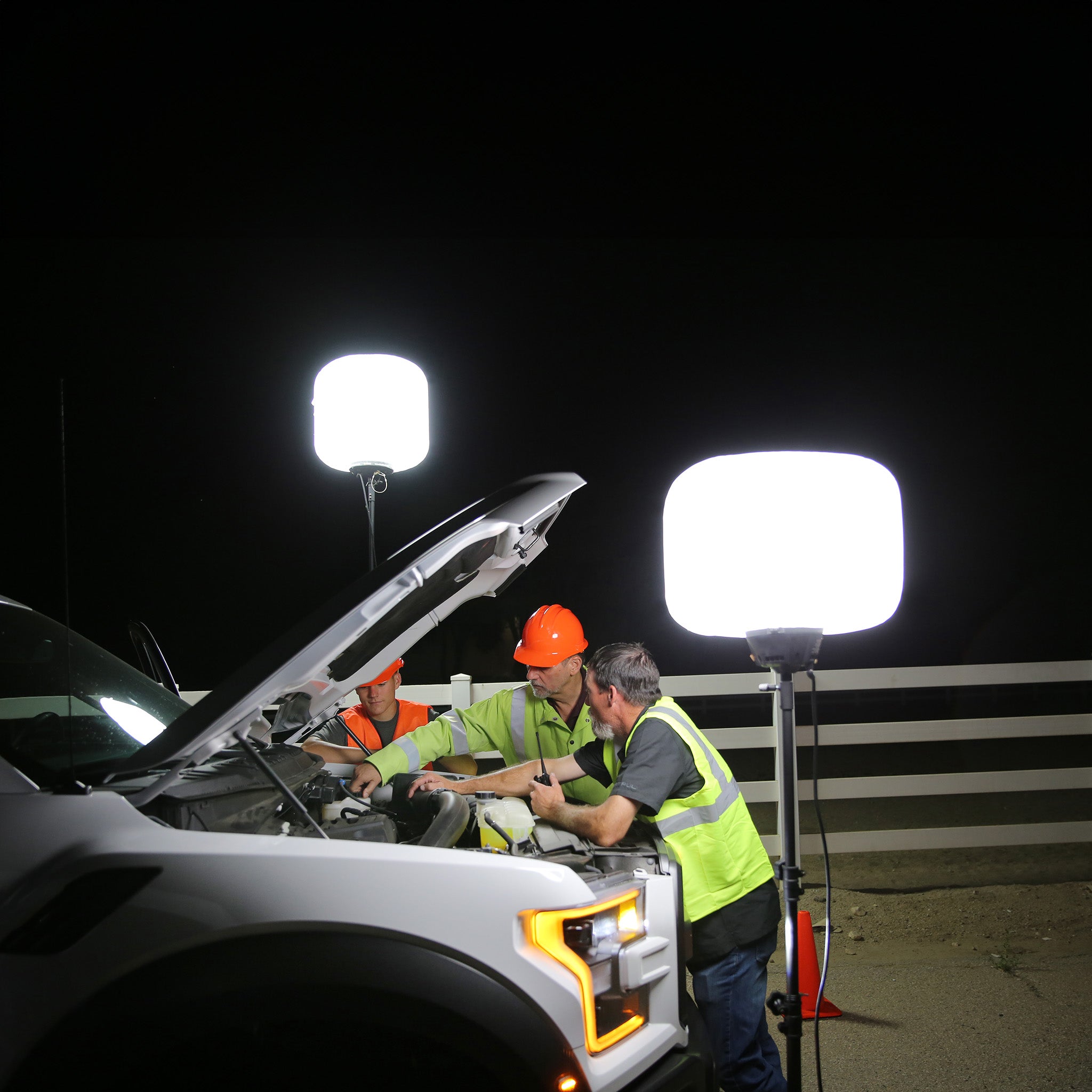 G3 250 Watt Balloon Light Fixture - Outdoor Commercial Lighting for Parking Lots, Stadiums & Construction Sites