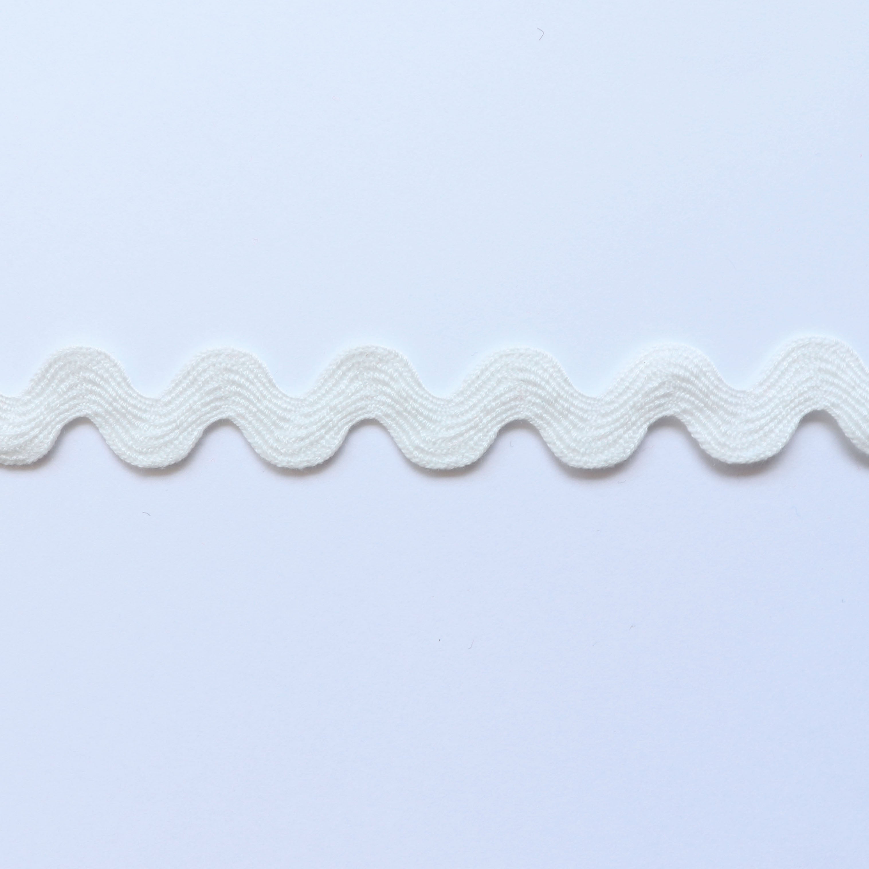 15mm White Ric Rac Trim - Premium Decorative Lace for Sewing, Crafts, and DIY Home Decor Projects