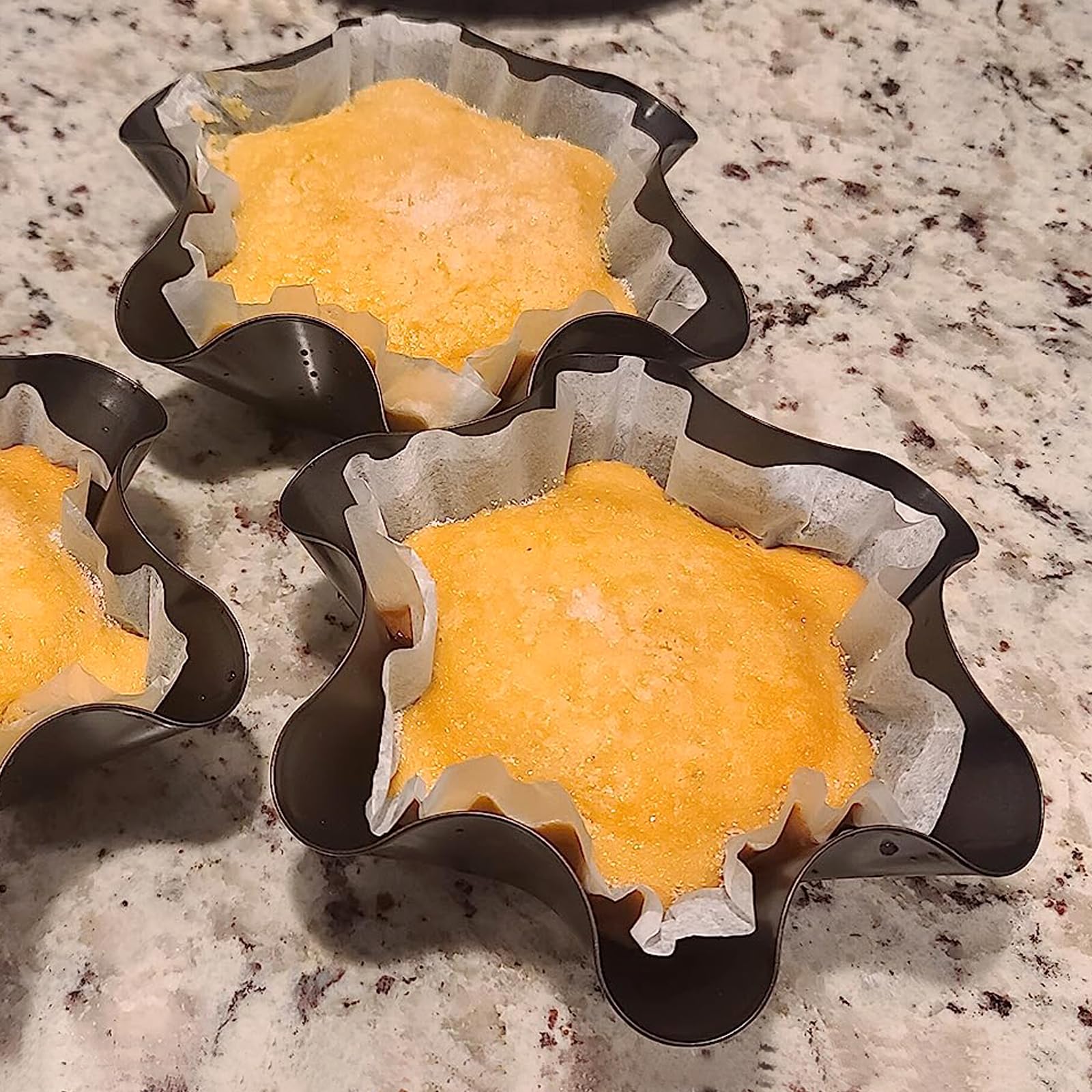 JEUIHAU 14-Piece 7-Inch Tortilla Bowl Maker Set - Taco Salad Shell Mold & Petal-Shaped Tortilla Pans - Perfect for Making Taco Bowls, Salads, Dips & Party Snacks - Ideal for Mexican Cuisine, Family Gatherings & Restaurant Use - Black