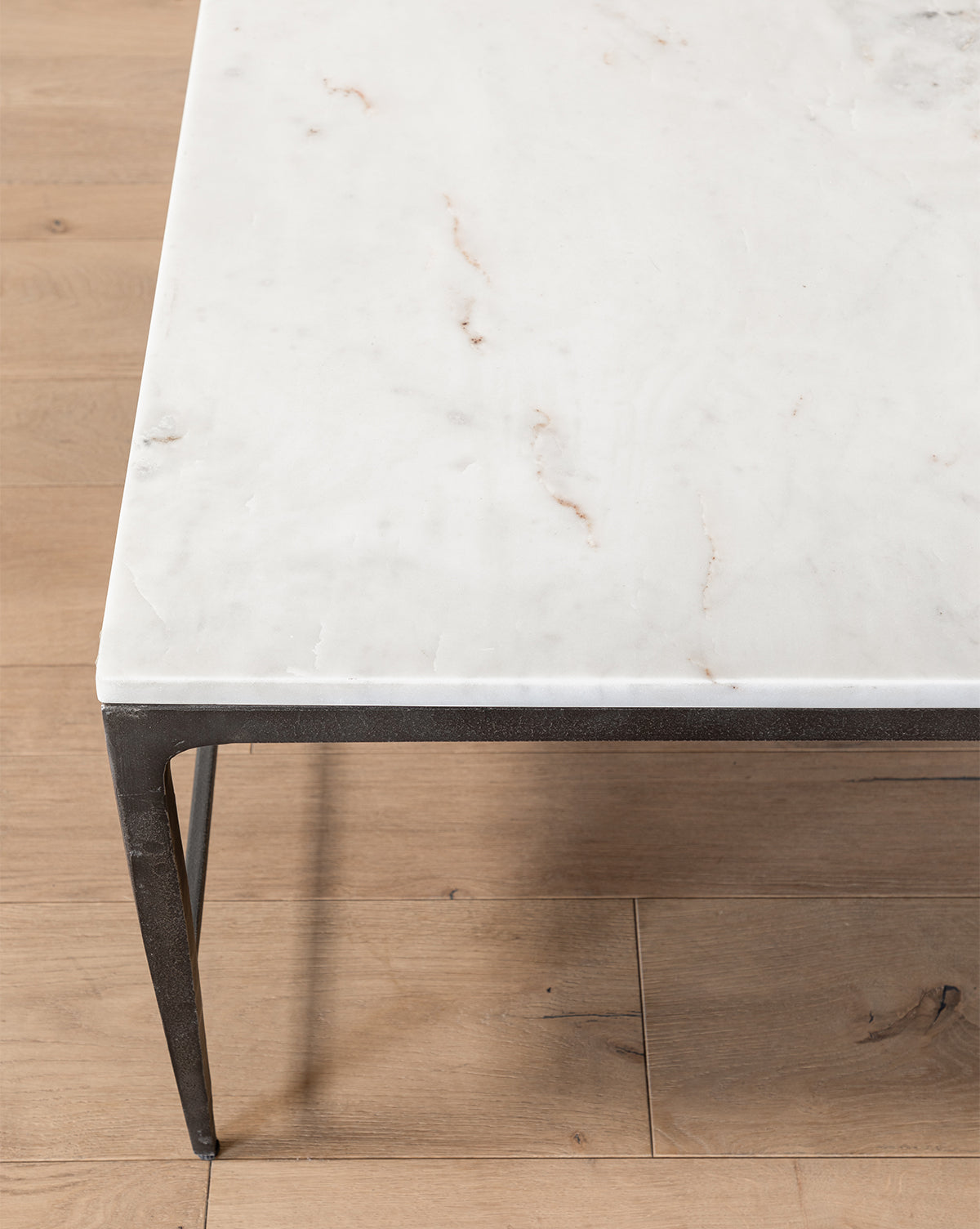 Modern Parker Coffee Table - Mid-Century Style Wooden Living Room Table with Storage Shelf - Perfect for Small Spaces, Apartments & Home Decor