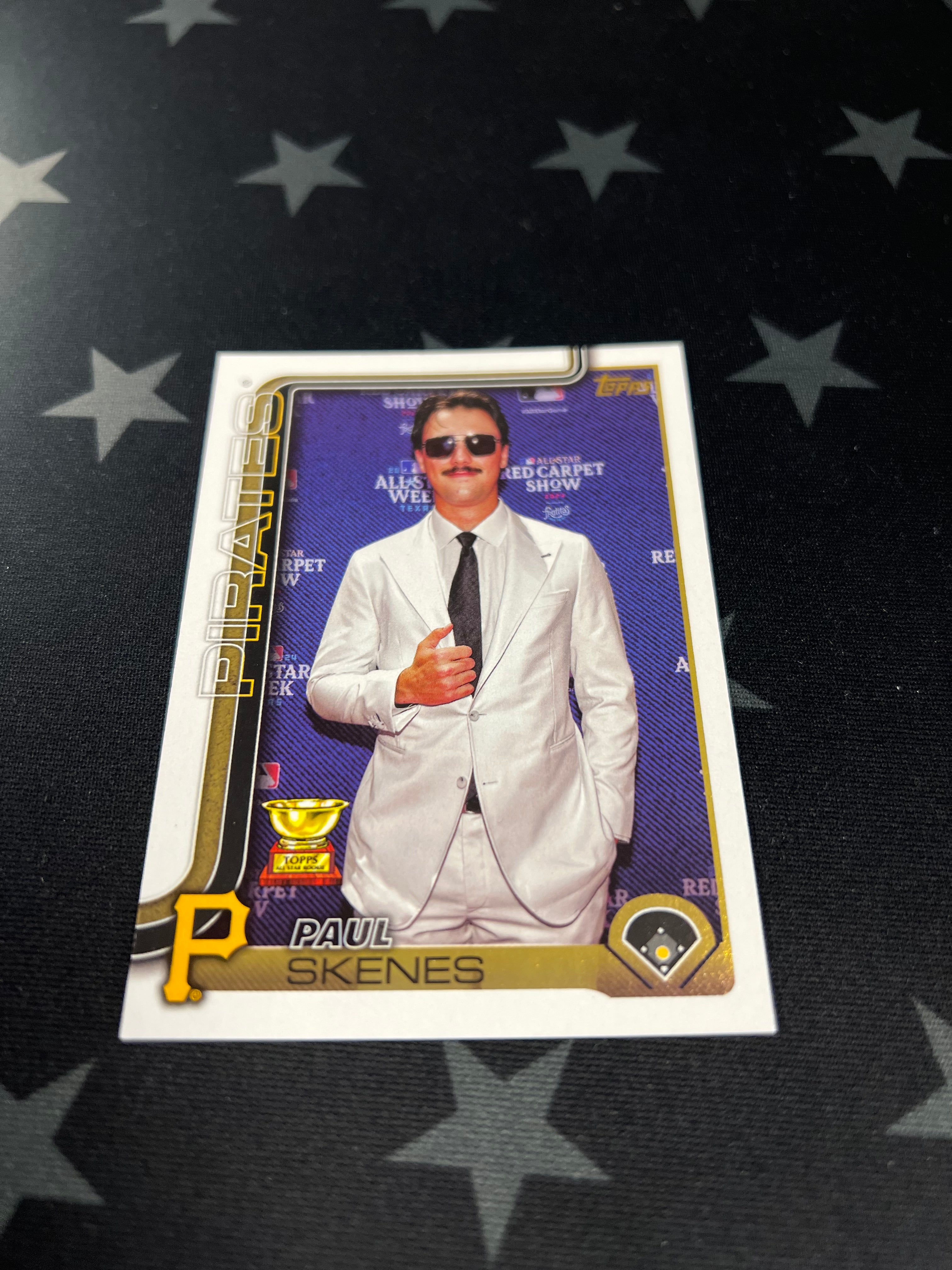 2025 Topps Series 1 Paul Skenes Gold Mirror SSP Rookie Card #98 - Rare Baseball Collectible for Display & Investment