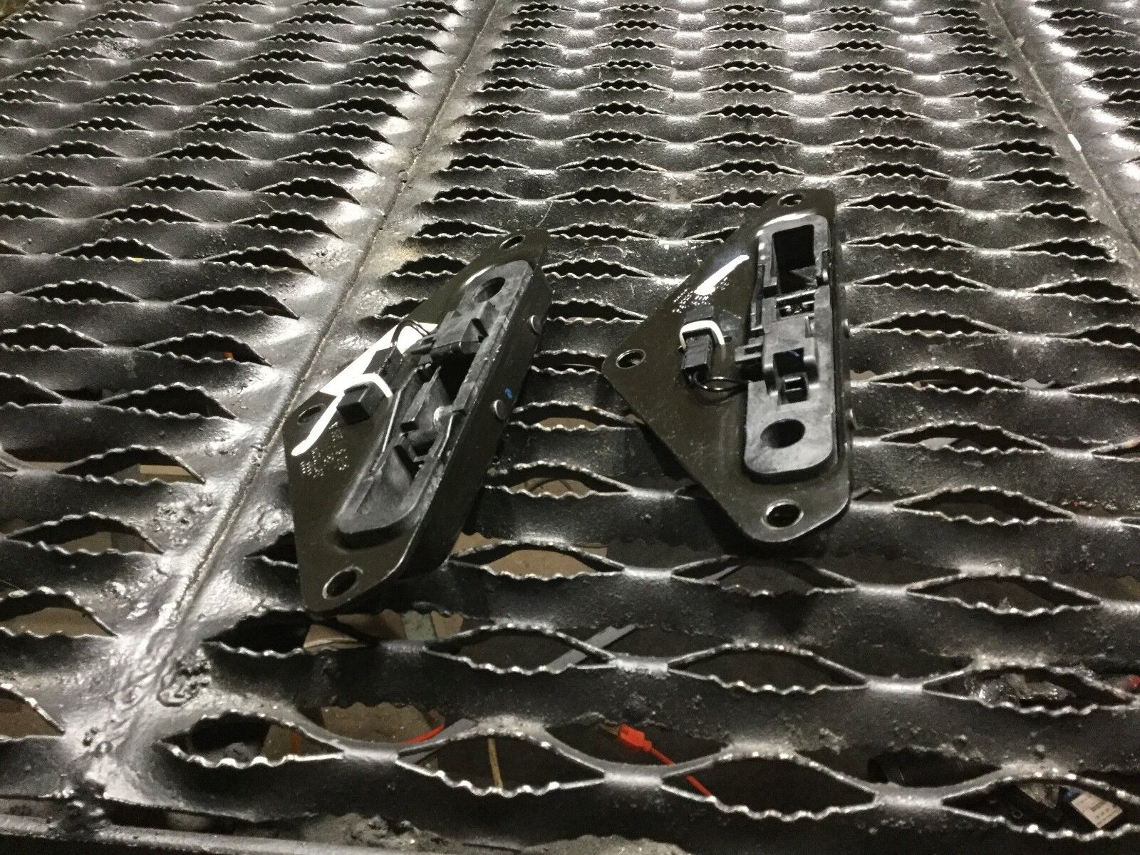 2003-2008 Audi A4 Convertible Top Lock Latch Set - Left & Right OEM Replacement Parts - Perfect for Roof Mechanism Repair & Maintenance