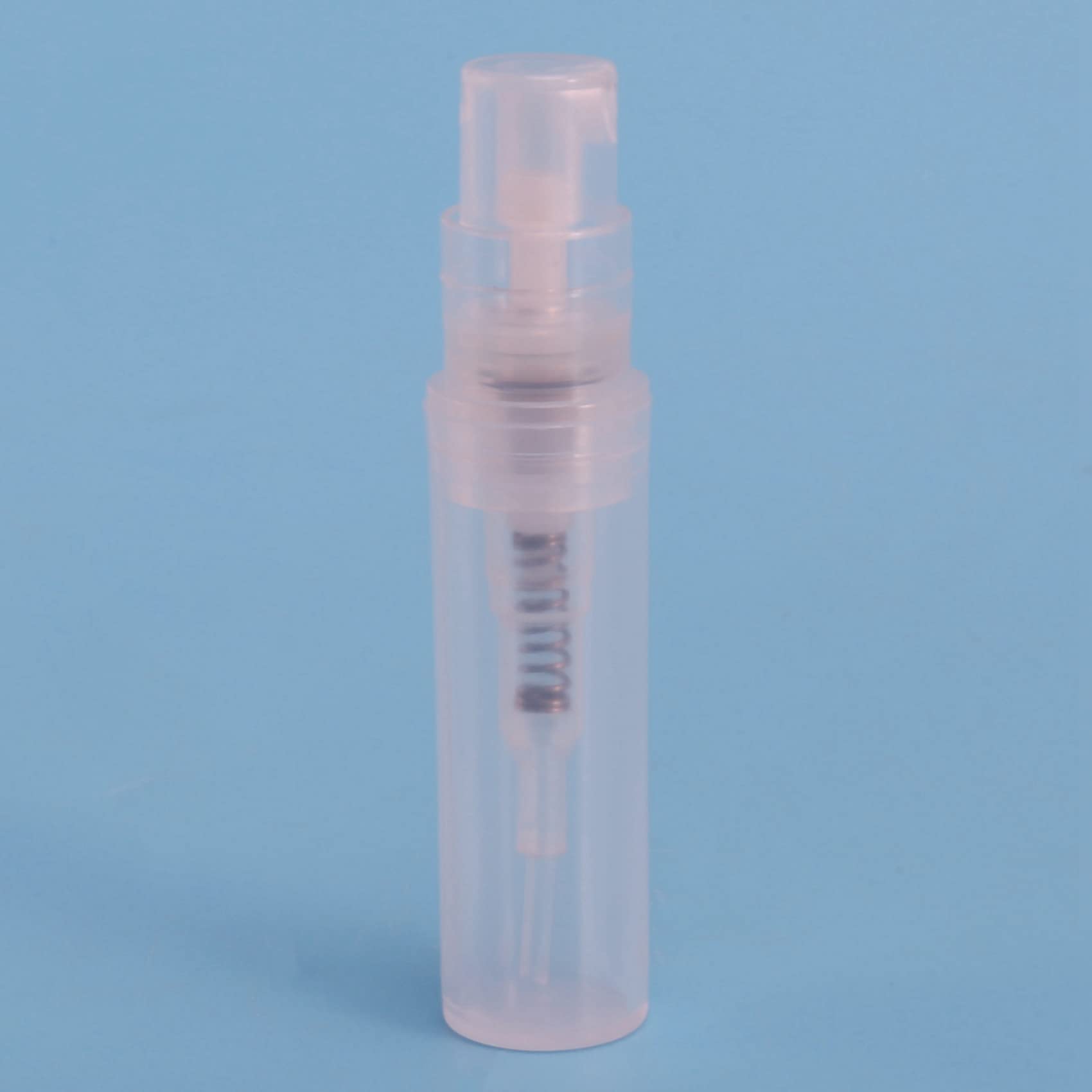 800Pcs 2ML Clear Plastic Spray Bottles - Small Cosmetic Atomizer for Perfume, Essential Oils & Travel Size Liquids - Perfect for DIY Beauty, Skincare & Haircare Products