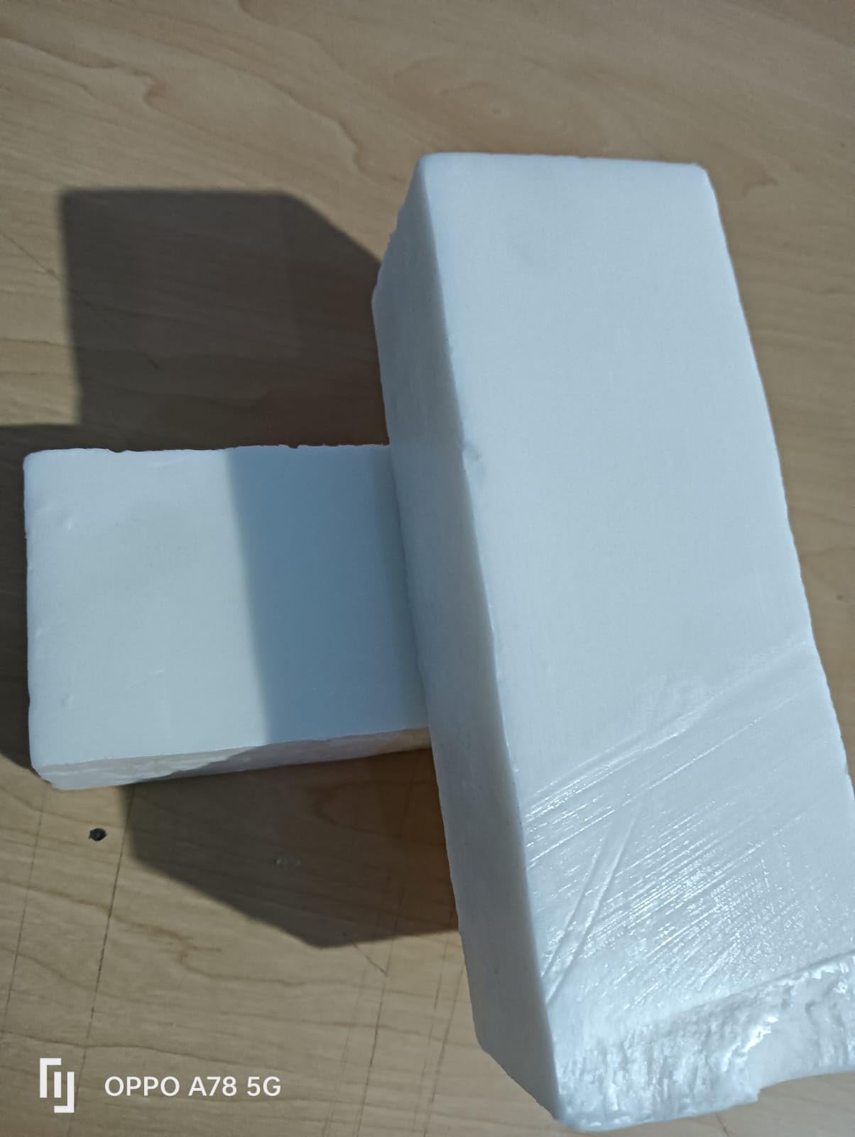 Vaani Goat Milk Soap Base 1kg - Natural Skincare for Dry & Sensitive Skin - Perfect for Handmade Soap Making, Bath & Body Care
