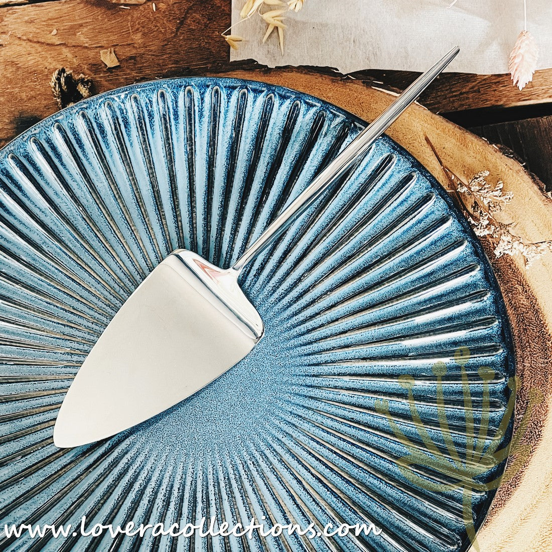 Classic Stainless Steel Cake Server - Elegant Dessert Serving Utensil for Weddings, Parties & Holiday Baking | Durable & Dishwasher Safe