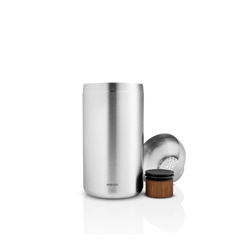Premium EVA SOLO Cocktail Shaker in Silver - Professional Bar Mixing Tool for Home Bartenders & Cocktail Parties | Perfect for Mojitos, Margaritas & Martini Making