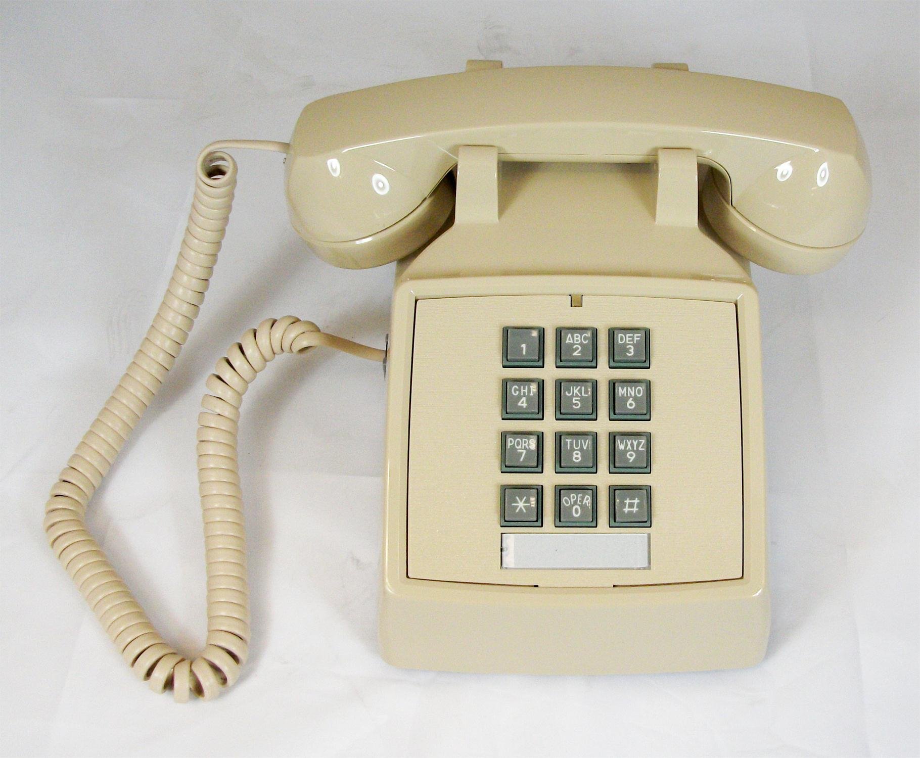 Cortelco 250044-VBA-20M Volume Control Desk Telephone with 20ft Cord - Ideal for Office, Home, and Business Use