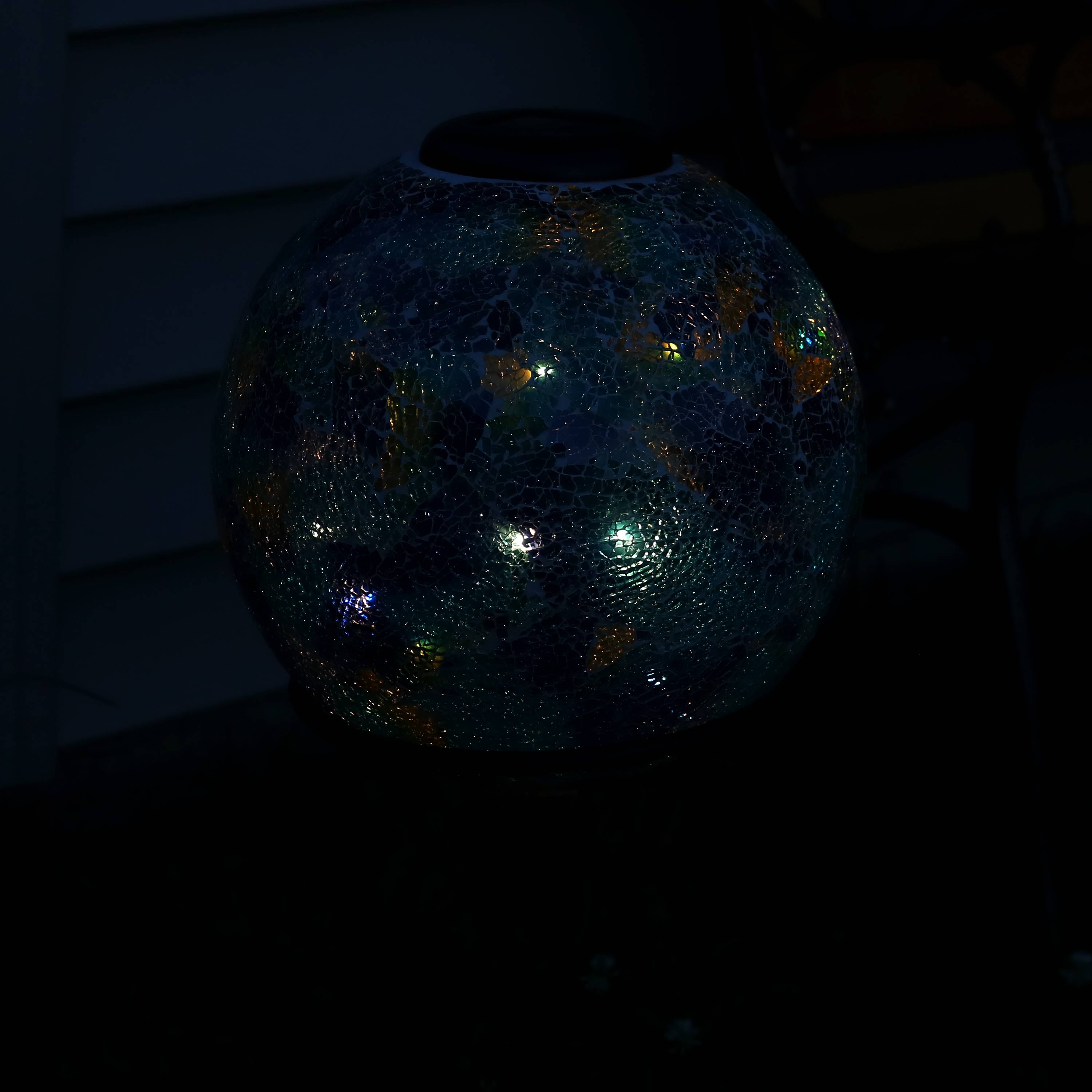 Sunnydaze 10-Inch Glass Mosaic Solar Garden Gazing Globe - Decorative Outdoor Sphere for Garden, Patio, Yard & Landscape Decor | Solar-Powered Light for Nighttime Ambiance