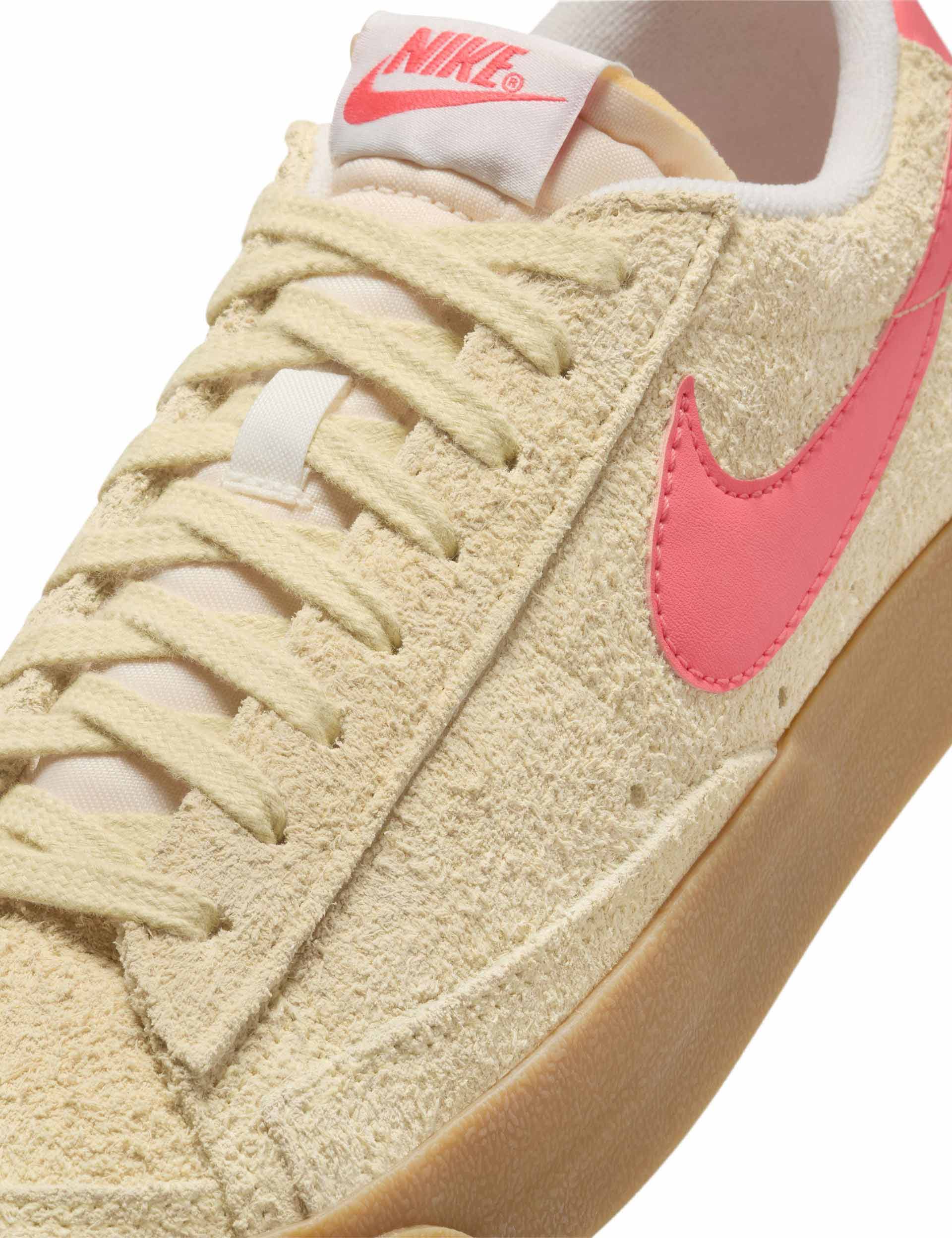 Nike Blazer Low '77 Vintage Sneakers - Alabaster/Magic Ember/Gum Light Brown | Retro Basketball Shoes for Men & Women | Perfect for Casual Wear, Street Style & Vintage Fashion