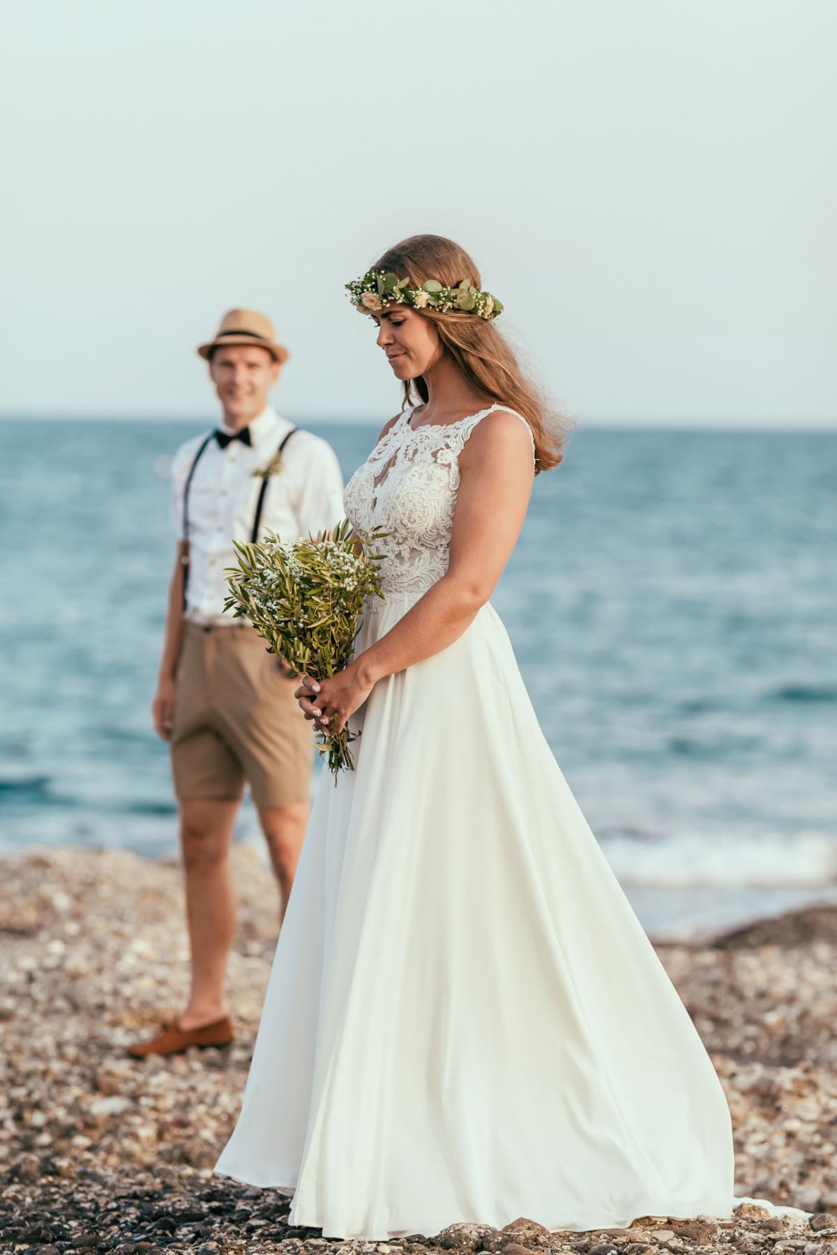 Elegant Chiffon Lace Wedding Dress for Bride - A-Line Beach Bridal Gown with Long Train & Side Split | Perfect for Beach Weddings, Outdoor Ceremonies & Romantic Photoshoots