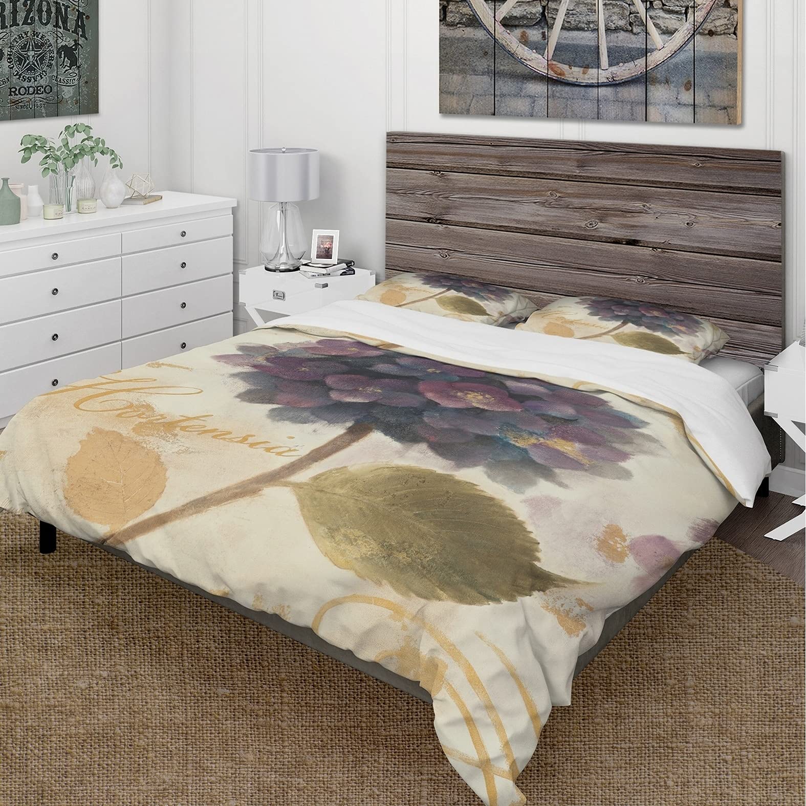 DESIGN ART 'Abundant Hydrangea Flower I' Cottage Style King Size Bedding Set - Duvet Cover + 2 Shams (Comforter Not Included) | Floral Home Decor for Master Bedroom, Guest Room & Vacation House
