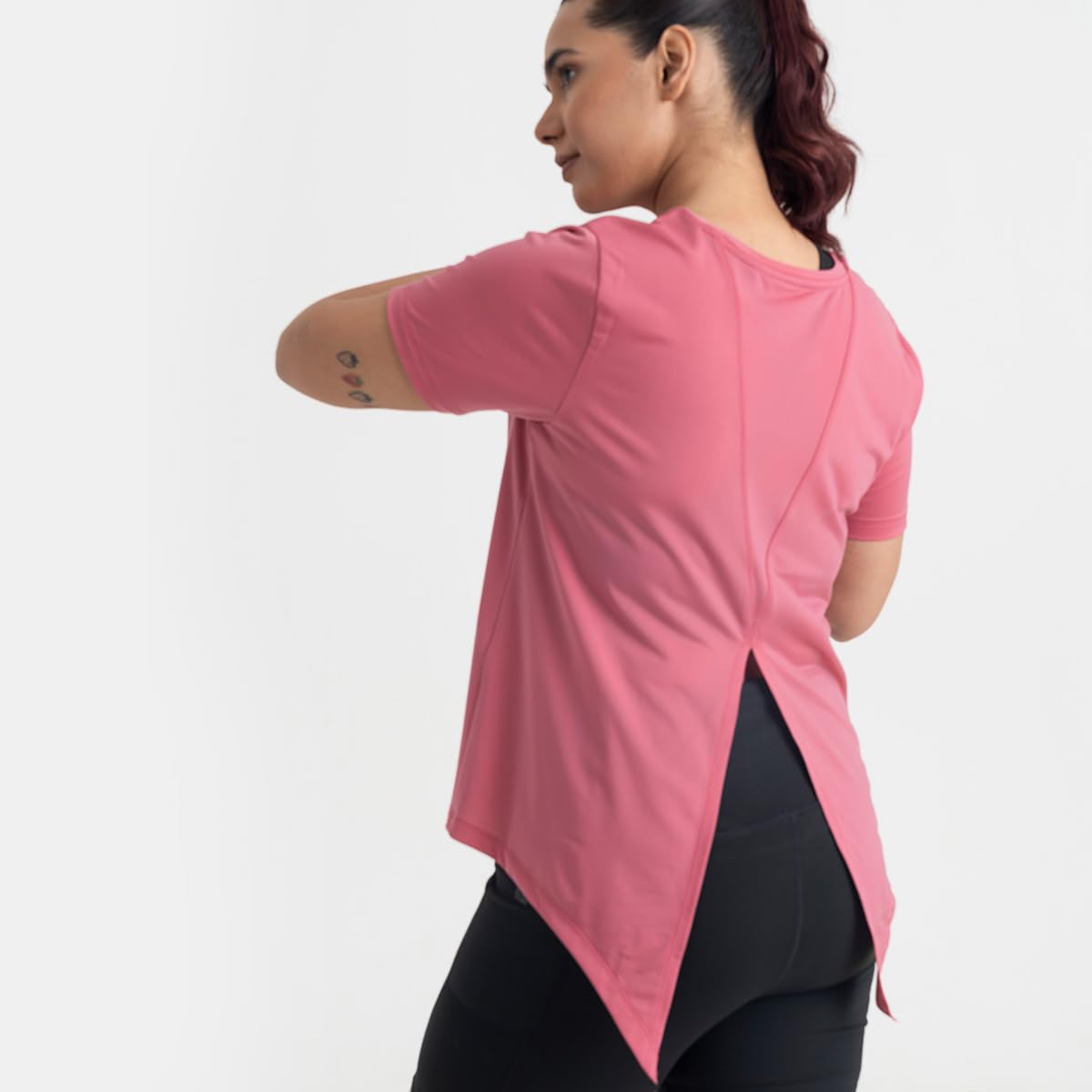 HUNNIT Women's Half Sleeve Gym Top - Solid Workout T-Shirt with Tie Knot Back | Regular Fit Hip-Length Shirt | Quick Dry Moisture Wicking Fabric for Yoga, Running & Fitness