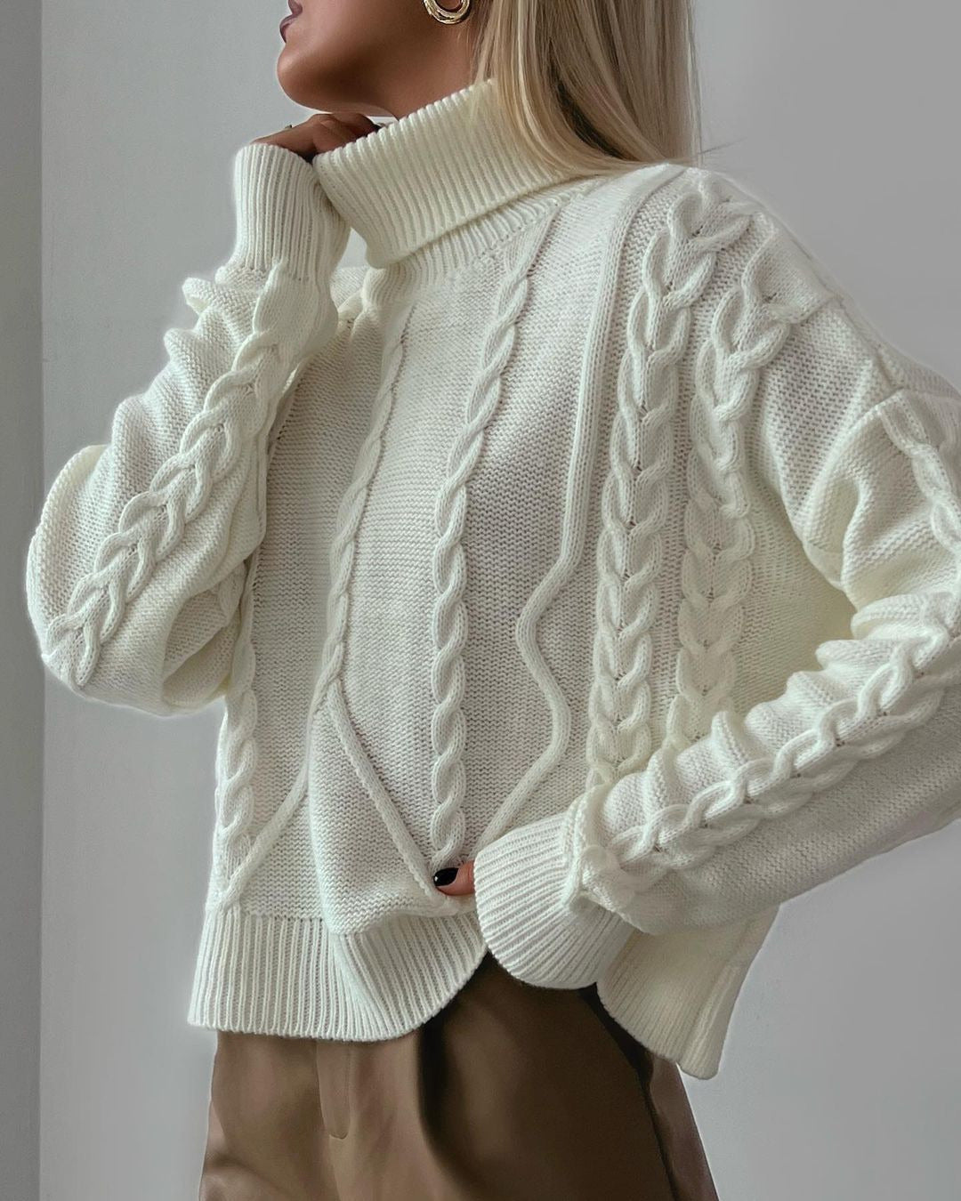 Vintage 1898 Casual Twist Turtleneck Sweater - Women's Long Sleeve Knitwear for Fall & Winter | Perfect for Office, Dates & Cozy Evenings