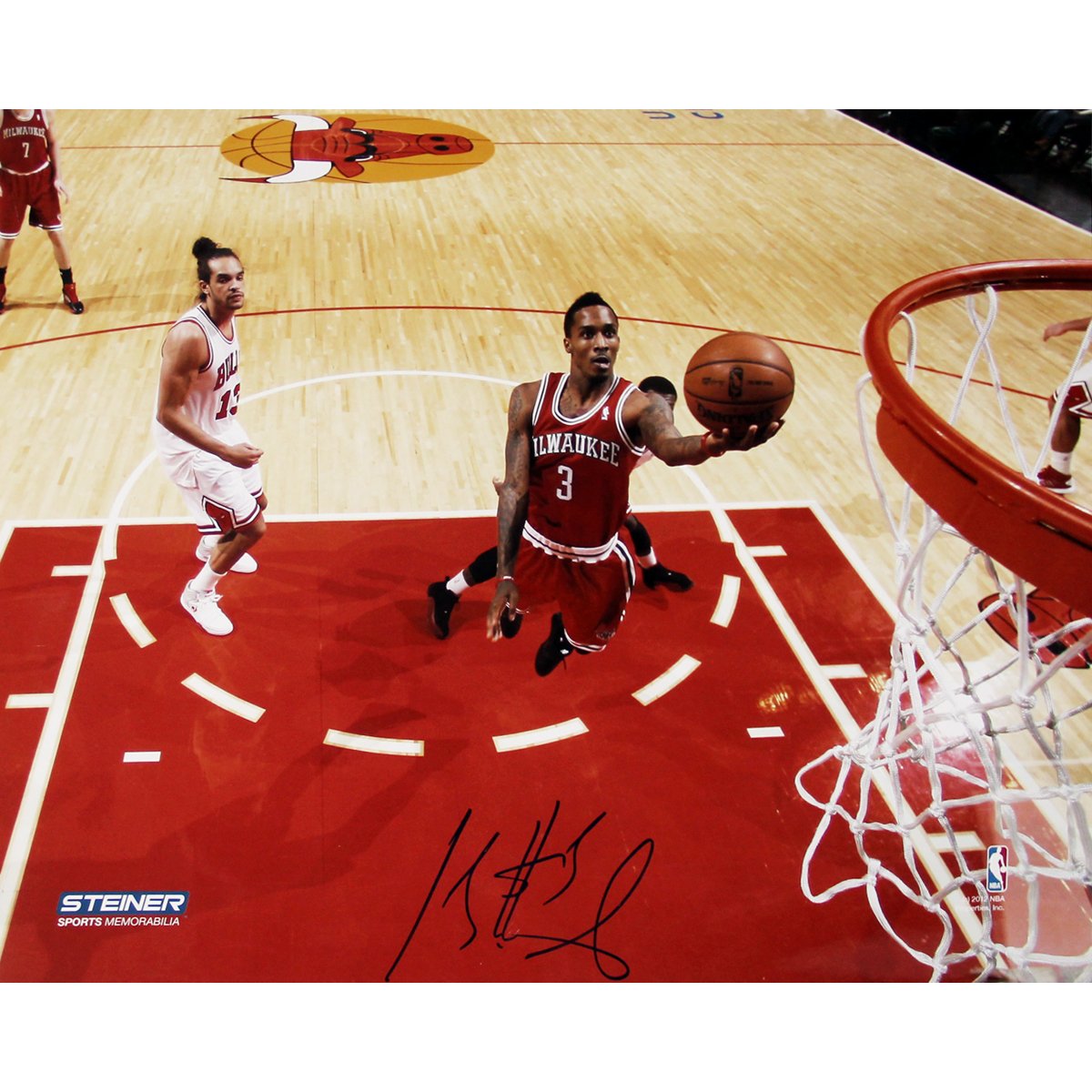 Authentic NBA Milwaukee Bucks Brandon Jennings Signed Photograph vs Chicago Bulls - Perfect for Sports Memorabilia Collectors & Bucks Fans