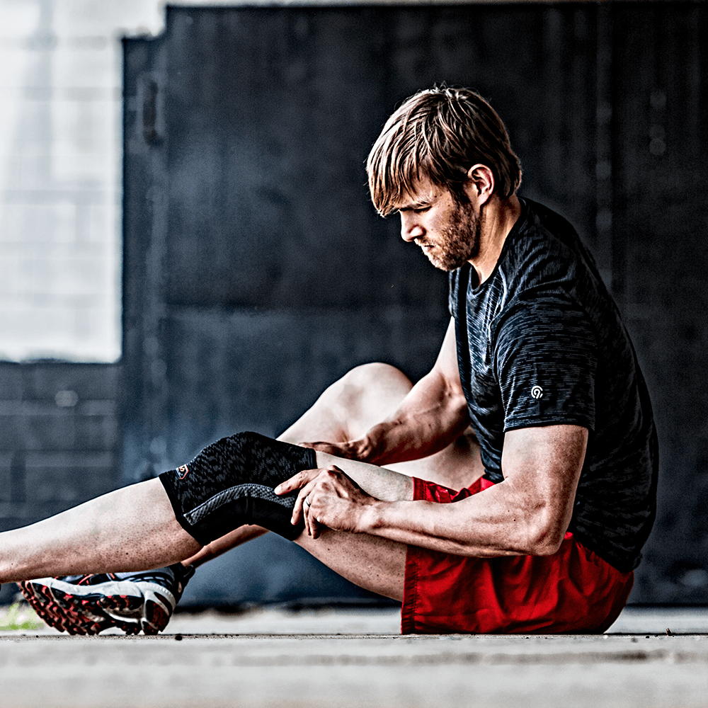HyperBlend™ Knee Sleeve with Buttress & Stays - Support & Stability for Workouts, Running, Weightlifting & Joint Pain Relief