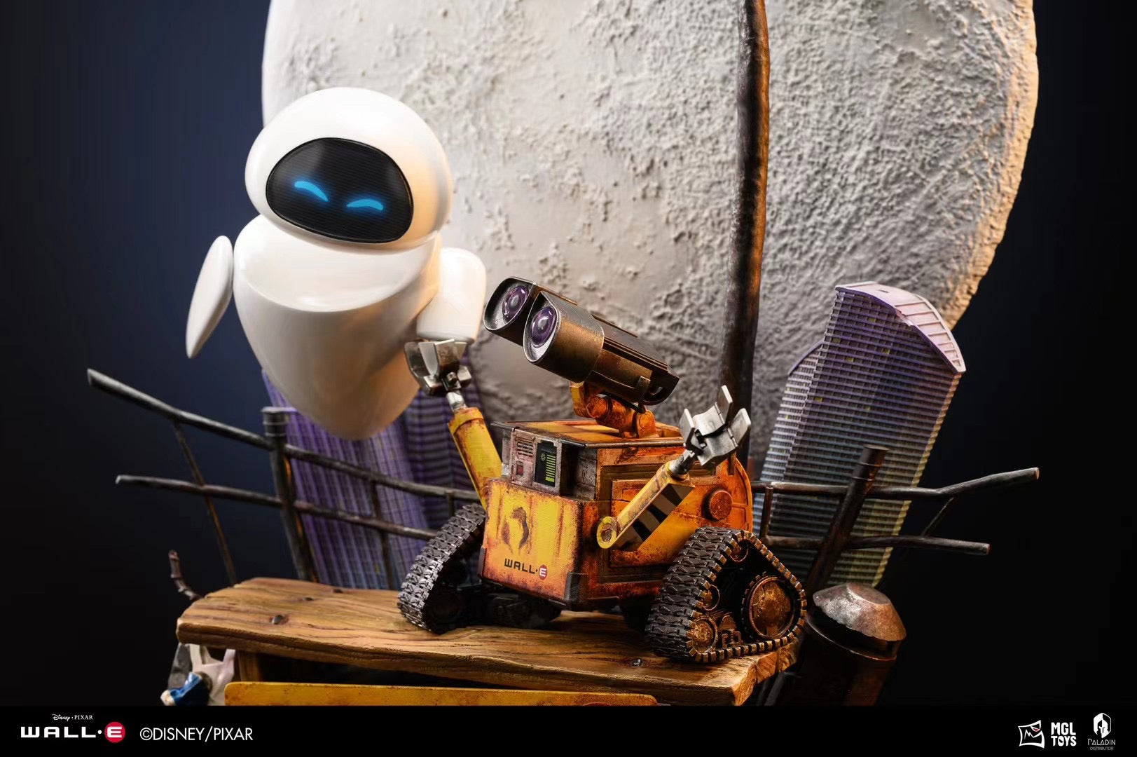 MGL TOYS & Paladin Official Licensed WALL-E & EVE Robot Toy Figures - Collectible Disney Pixar Movie Characters for Kids & Adults - Perfect for Display, Gifts, and Movie-Themed Decor