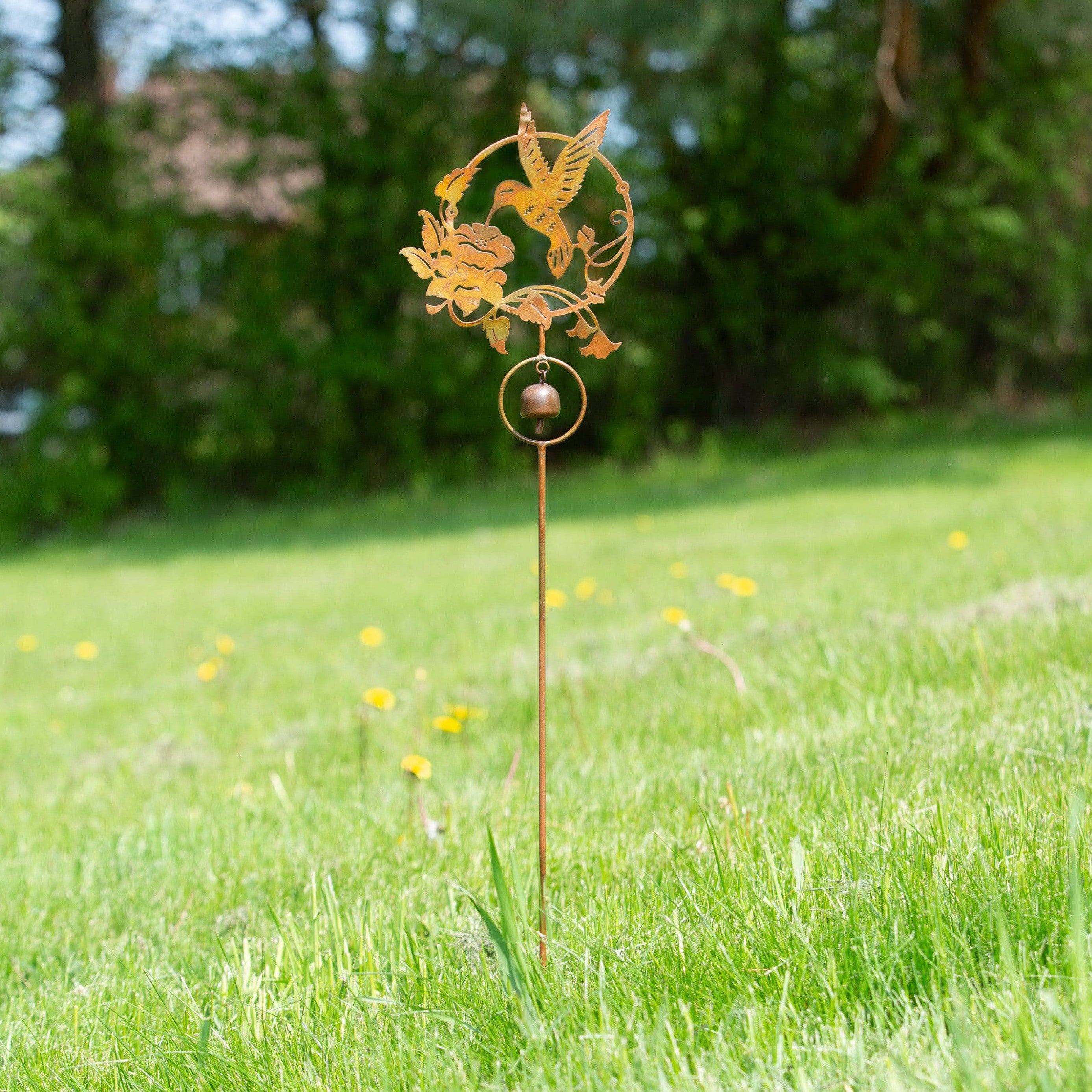 Hummingbird and Lily Garden Stake - Decorative Metal Flower Stake for Outdoor Garden Decor - Perfect for Flower Beds, Patios, and Yard Landscaping