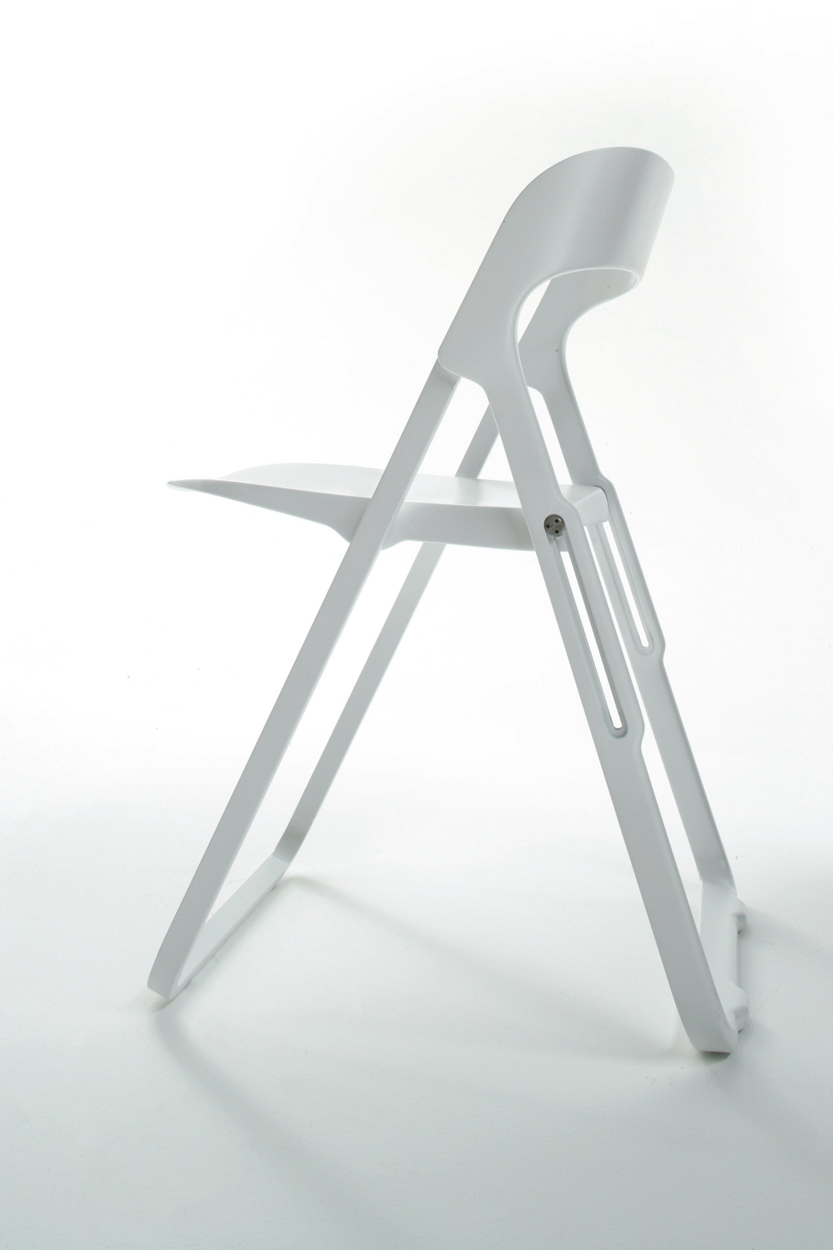 Casamania Bek Folding Chair - Lightweight Portable Indoor Outdoor Chair for Home, Camping, Picnics & Events