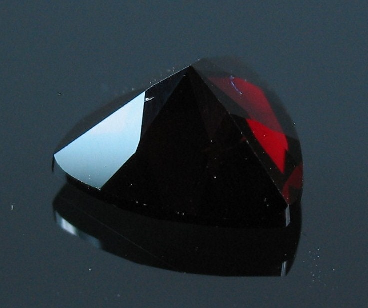 Wholesale Natural Genuine African Garnet Loose Stones - 4mm to 8mm Trillion Cut, VVS Eye Clean - January Birthstone for Jewelry Making, Engagement Rings & Healing Crystals