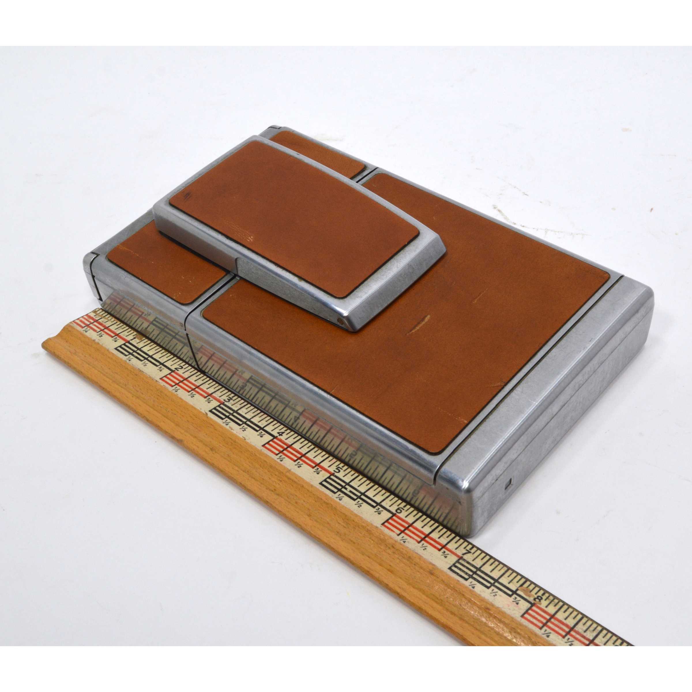 Vintage Polaroid SX-70 Alpha 1 Instant Land Camera - Silver & Tan Leather (Untested) - Retro Photography, Instant Film Camera for Collectors & Vintage Enthusiasts