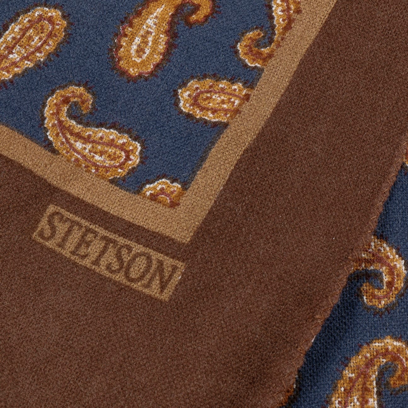 Stetson Premium Paisley Wool Scarf for Men & Women - Soft Winter Fashion Accessory for Cold Weather, Office & Outdoor Activities