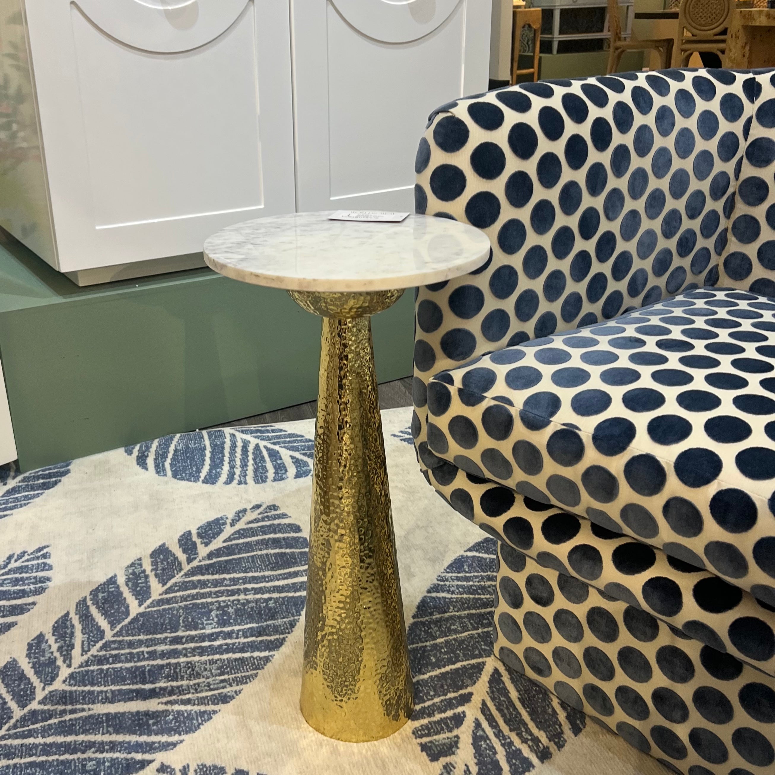 Modern Cynthia Side Table with Marble Top - Elegant End Table for Living Room, Bedroom & Office - Perfect for Coffee, Books & Decor