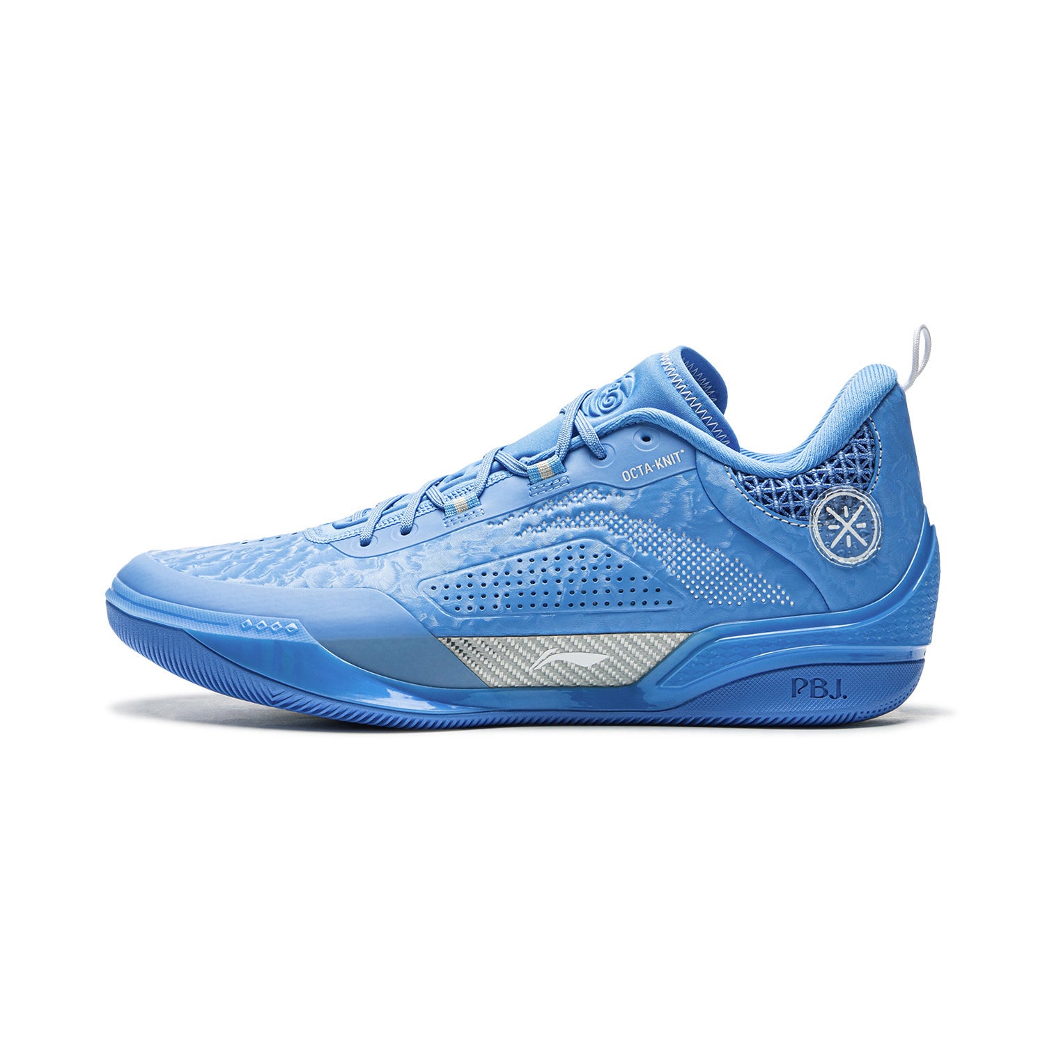 Wade 808 4 Ultra Basketball Shoes in Powder Blue - High-Performance Sneakers for Men - Perfect for Indoor & Outdoor Court Play