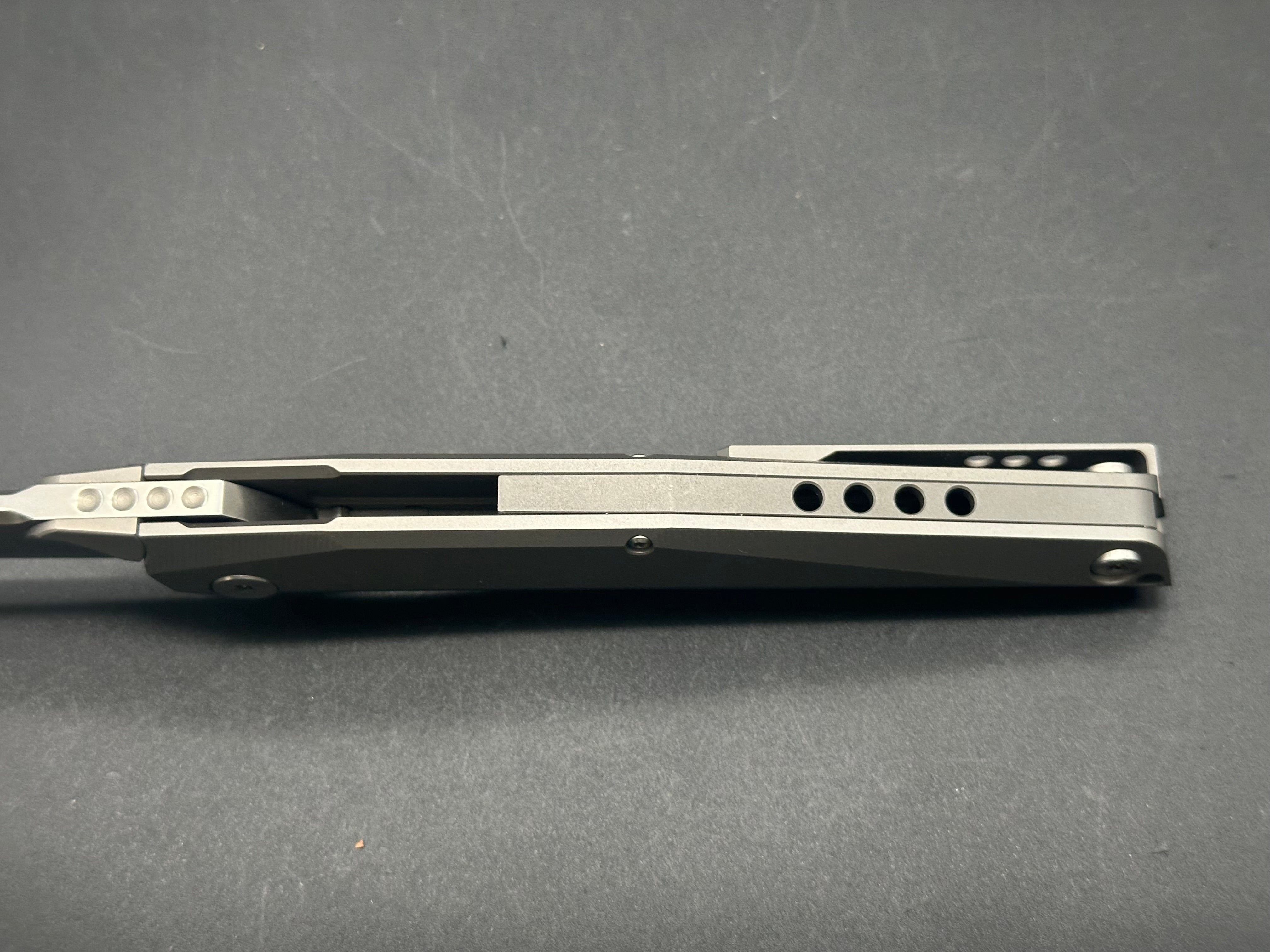 Rike Knife 1507S Kwaiken Flipper Plain Titanium Folding Pocket Knife - 3.75