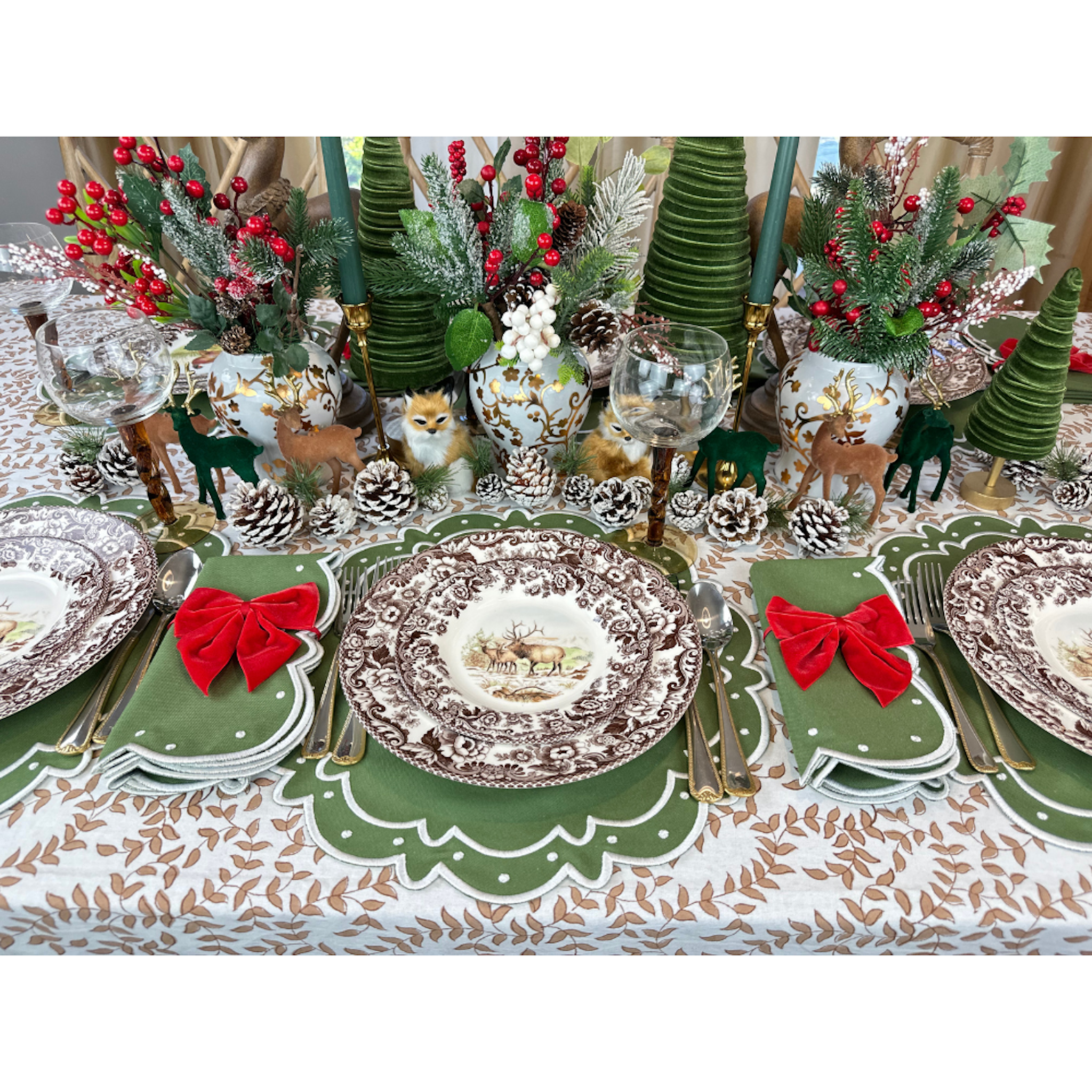Premium Green Ava Napkins - Set of 4 | Soft & Absorbent Cotton Dinner Napkins for Everyday Use, Parties & Fine Dining
