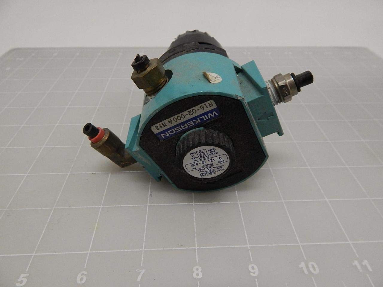 Wilkerson R16-02-000A High Pressure Air Regulator 300 psi Inlet - Perfect for Industrial Pneumatic Systems & Air Compressors