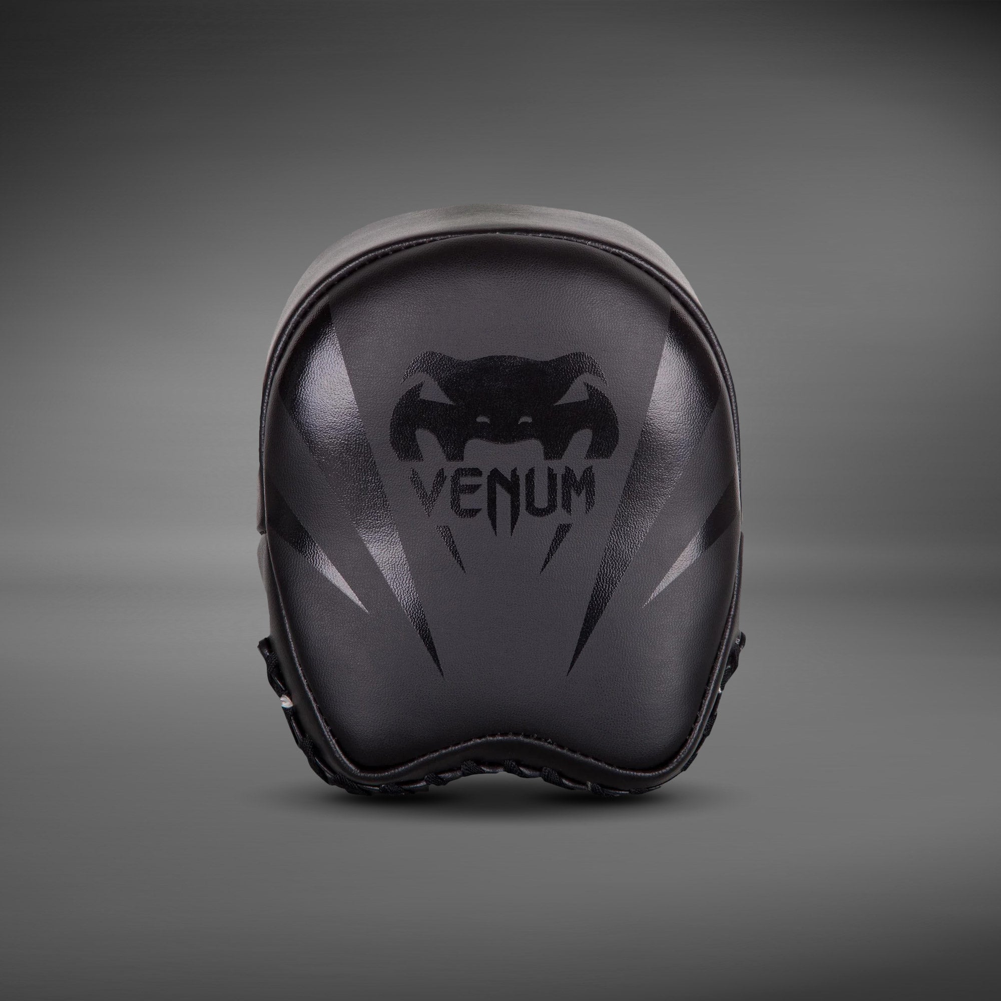 Venum Elite Mini Focus Mitts - MMA Boxing Training Pads for Punching & Striking - Perfect for Home Gym, Martial Arts & Kickboxing Practice