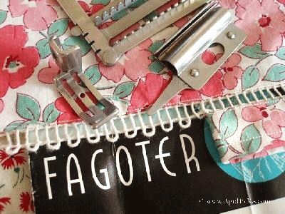 Vintage Original Singer Sewing Machine by Fagoter Singercraft - Perfect for Quilting, Dressmaking & Home DIY Projects