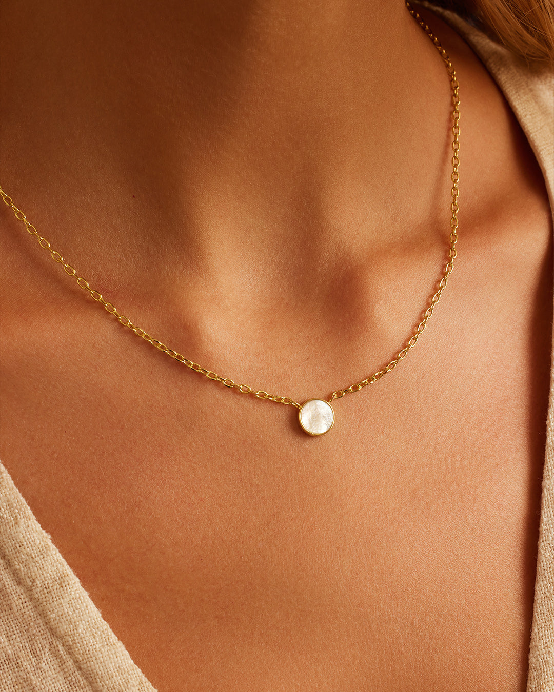 Elegant Rose Gold Marble Coin Necklace for Women - Perfect for Everyday Wear, Gifts & Special Occasions