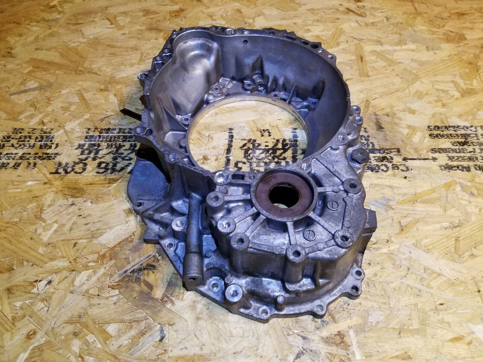Volvo S60 Automatic Transmission Bell Housing Converter Case OEM 2005-2009 - Perfect for Transmission Repairs & Replacements