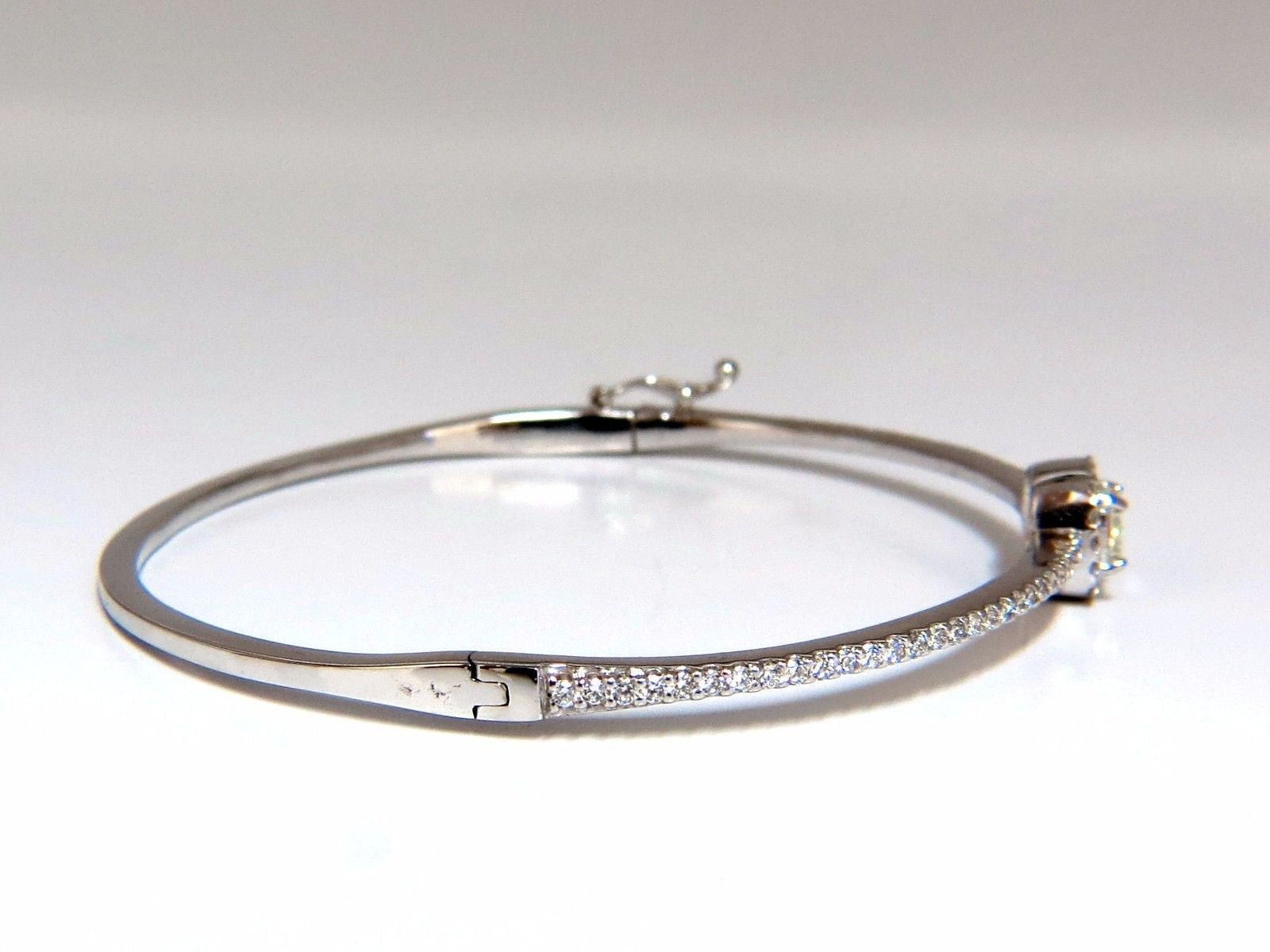 0.95ct Natural Round Diamond Cluster Halo Bangle Bracelet in 14K Gold - Perfect for Weddings, Anniversaries & Special Occasions
