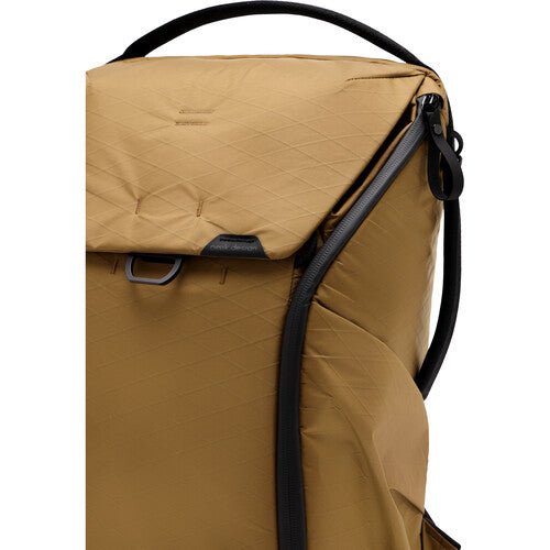 Peak Design Everyday Backpack 30L V2 - Premium Camera & Travel Backpack in Coyote Brown - Perfect for Photographers, Commuters & Outdoor Adventures