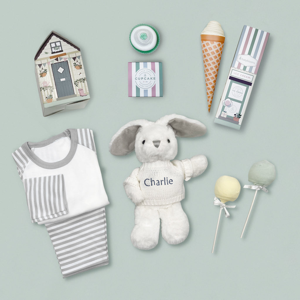 Personalized Baby Gift Basket - Neutral Baby Shower, Newborn & Birthday Present - Sweet Treats Hamper for Boys & Girls - Perfect for Celebrations & Special Occasions