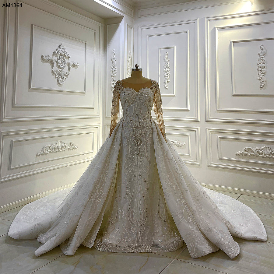 Elegant Long Sleeve Sweetheart Neckline Beaded Mermaid Wedding Dress with Detachable Train - Perfect for Bridal Gowns, Formal Events & Red Carpet Occasions
