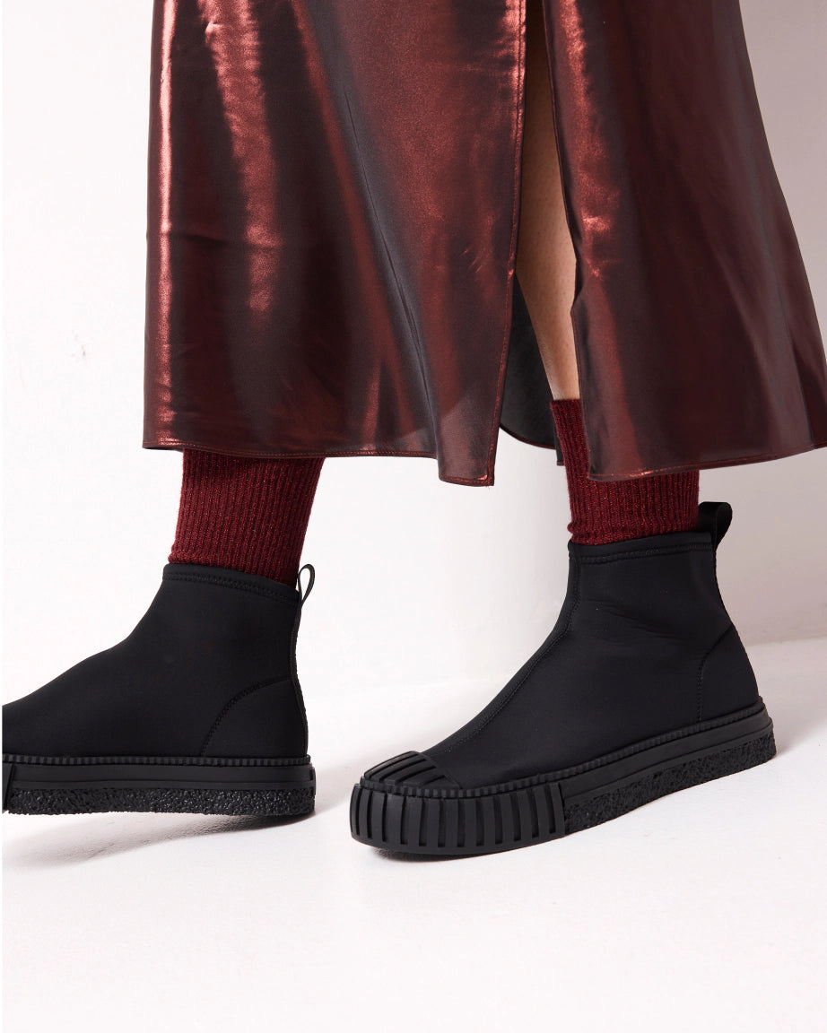 Sunny 2.0 Neoprene Pull-On Boots for Women - Waterproof Winter Snow Boots, Slip Resistant & Warm Black Booties | Perfect for Snowy Days, Outdoor Activities & Casual Wear