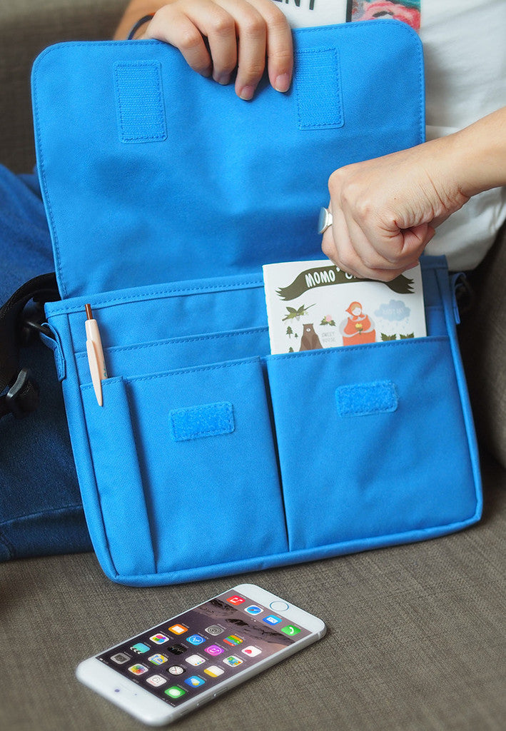 Monocozzi Lush Easy Clutch Tablet Case - Holds 8 Tablets Securely - Perfect for Travel, Work & School