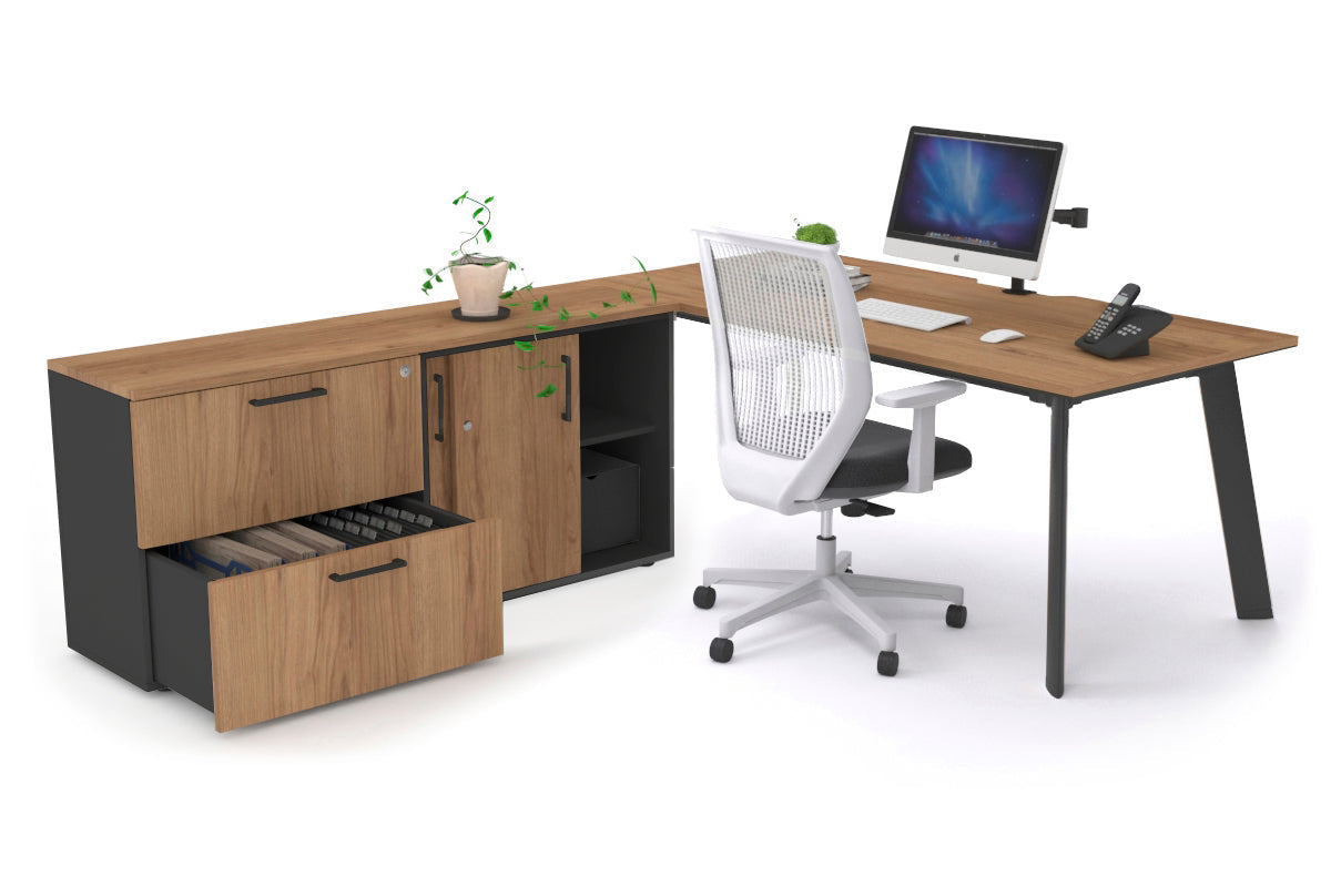 Switch Executive Setting With Uniform Spine Black Frame [1600L x 800W with Cable Scallop] - Premium Office Desk for Modern Workspaces