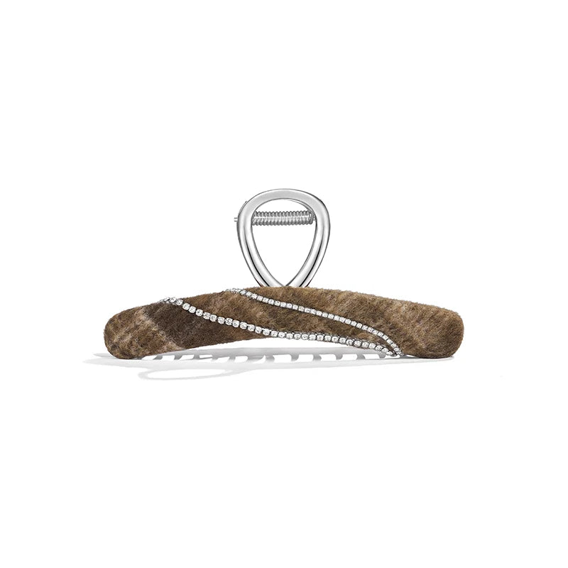 Vera Large Hair Claw Clip for Women - Strong Hold Hair Clips for Thick Hair - Perfect for Ponytails, Buns and Updos - Salon Quality Hair Accessories for Everyday Use, Workouts and Special Occasions
