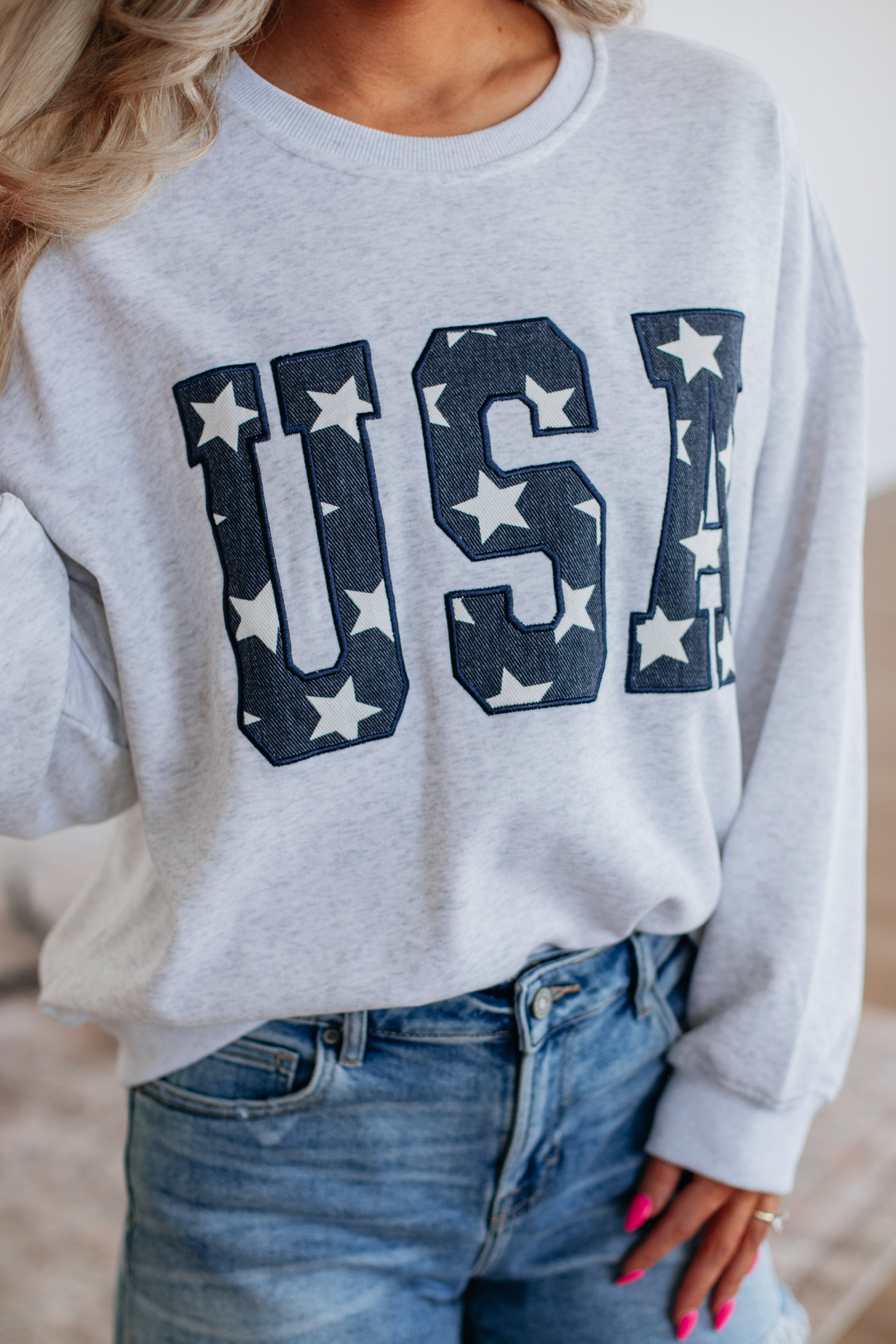 Cozy USA Sweatshirt - Soft & Comfortable Pullover Hoodie for Men & Women | Perfect for Casual Wear, Lounge & Outdoor Activities
