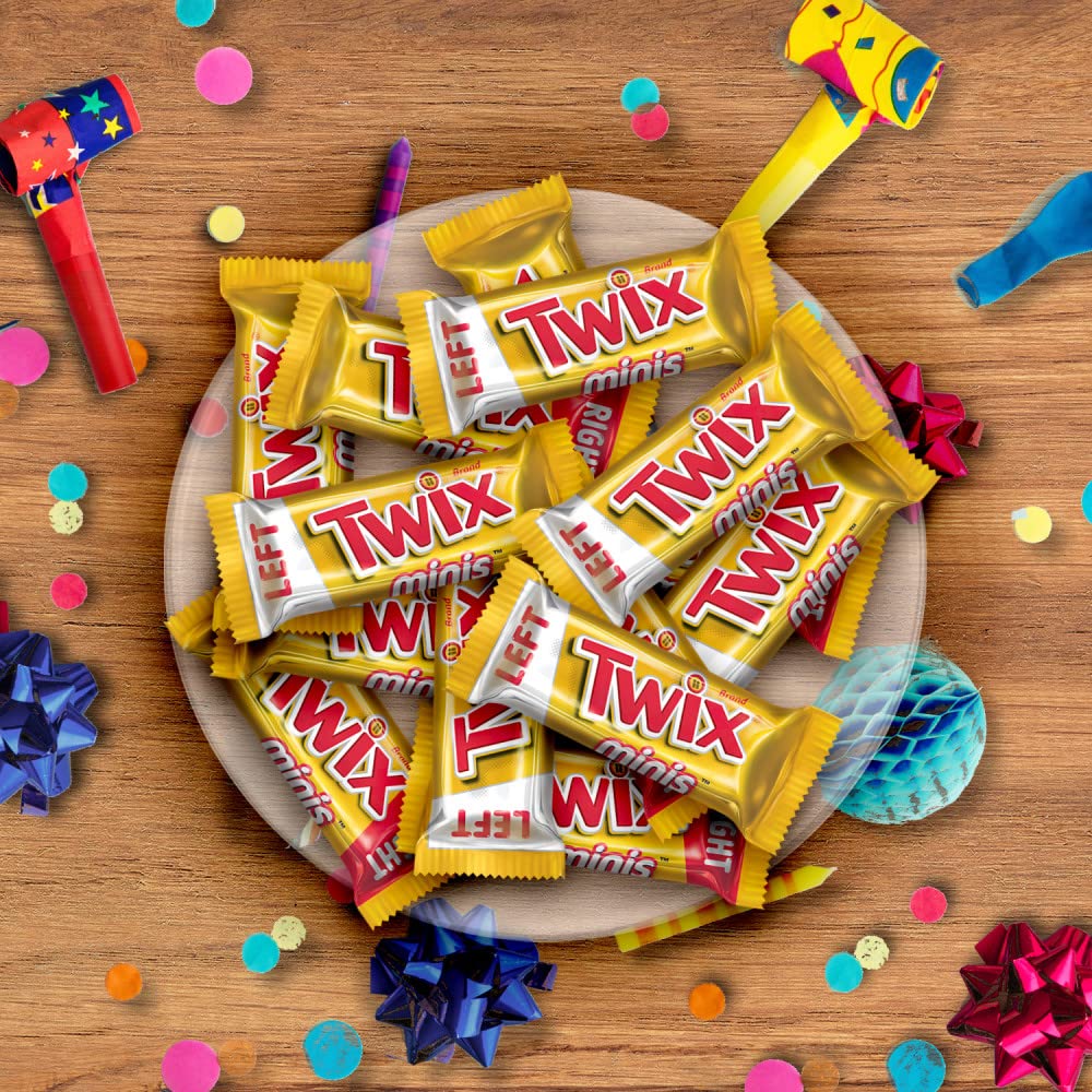 TWIX Chocolate Candy Bars Minis - 35.6 oz Bag (95 Pieces) | Caramel & Cookie Chocolate Bites | Perfect for Halloween, Party Favors & Office Snacks