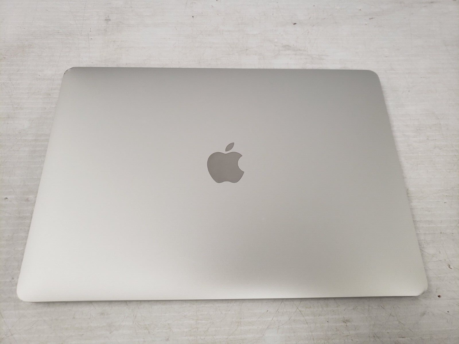 Apple MacBook Air 13-inch (2020) A2251 Laptop - M1 Chip, 8GB RAM, 256GB SSD, Retina Display - Perfect for Work, Study & Travel